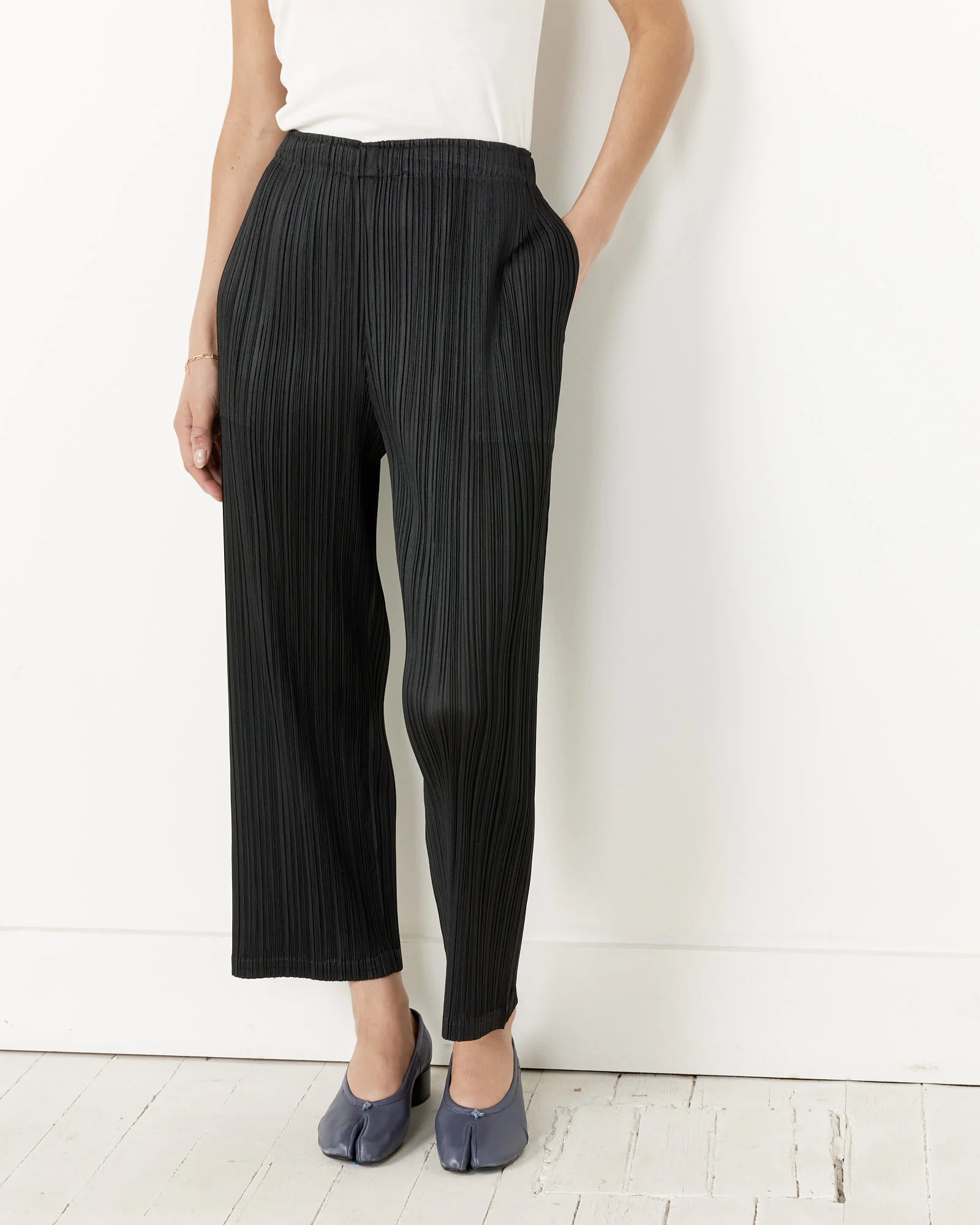 MC Feb Pant in Black - Image 2