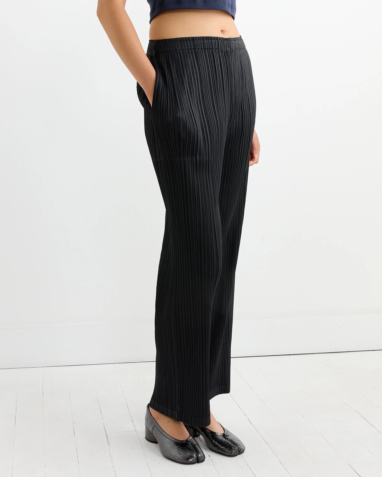 Thicker Bottoms 2 in Black - Image 4