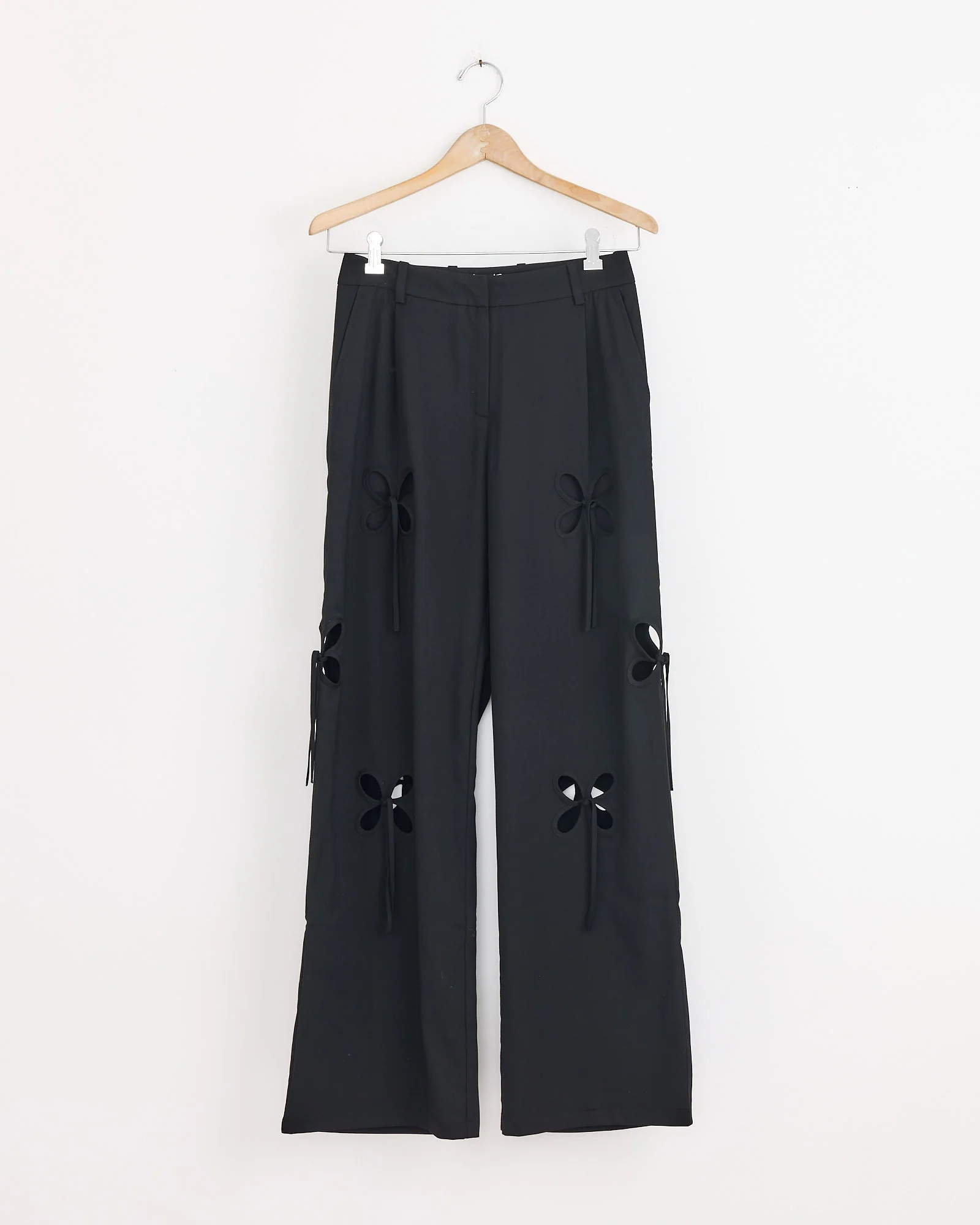 Petal Suiting Trouser in Black
