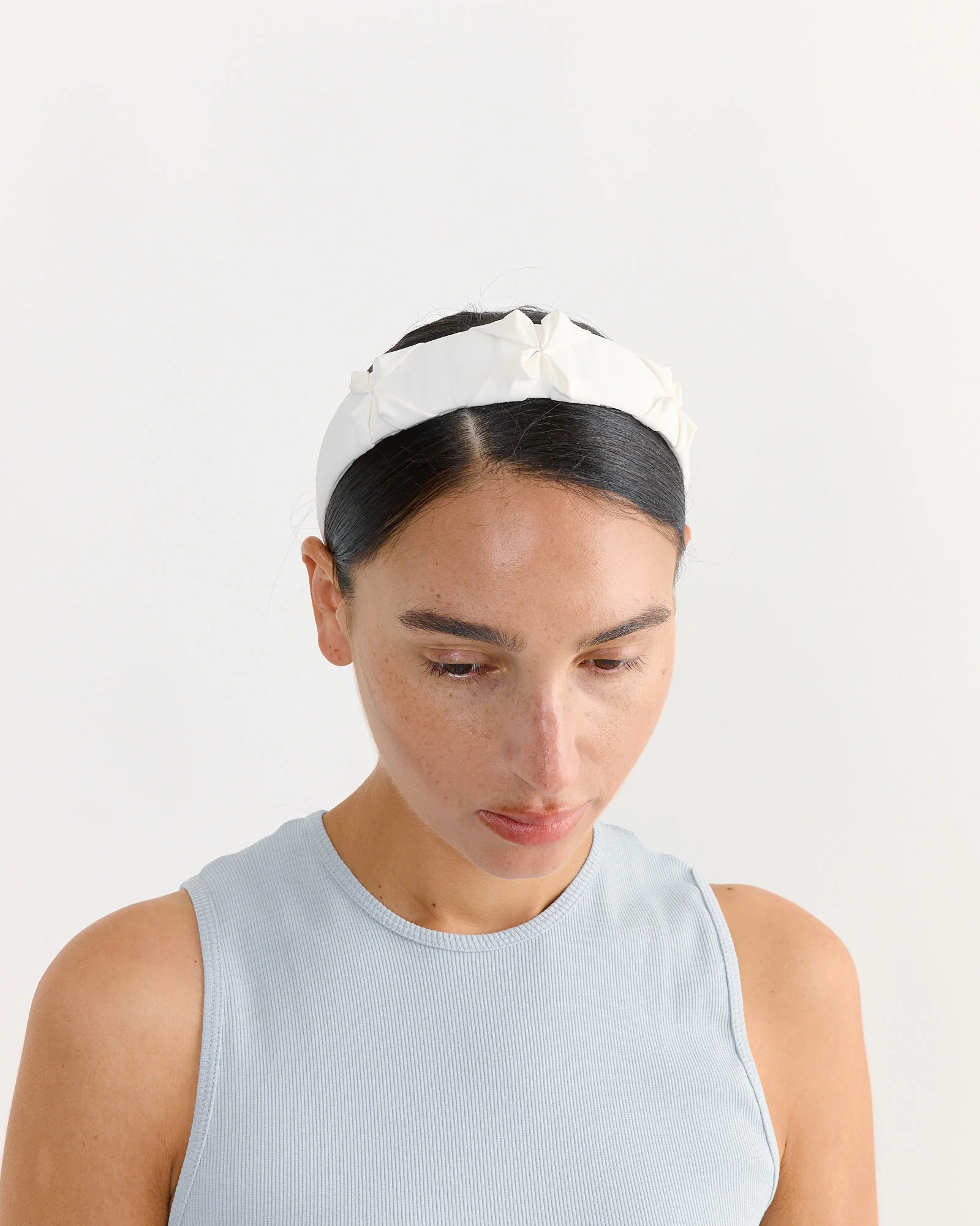 Satin Smocked Flower Headband in White - Image 2