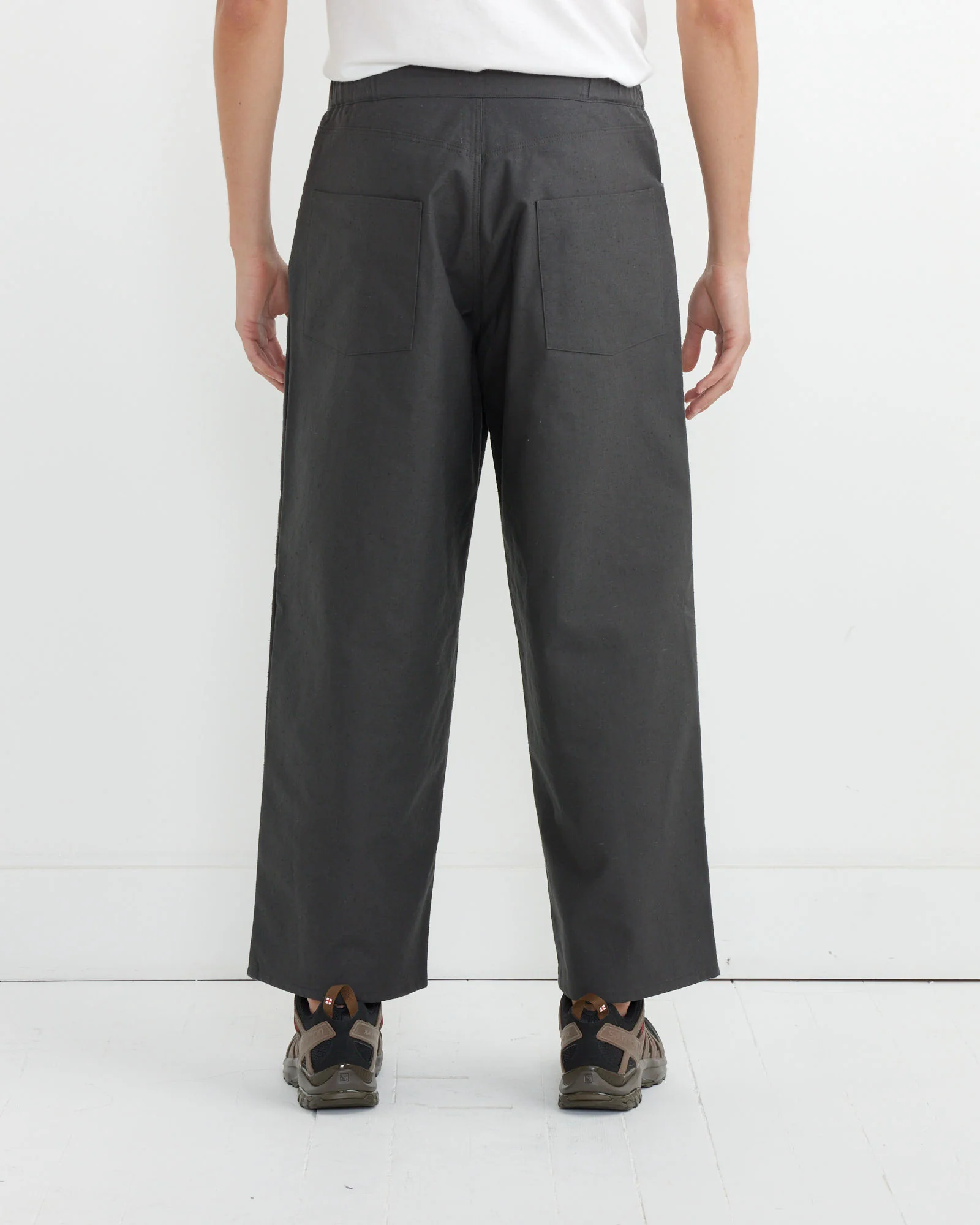 Back Nep Baggy Trousers in Ink Black - Image 4