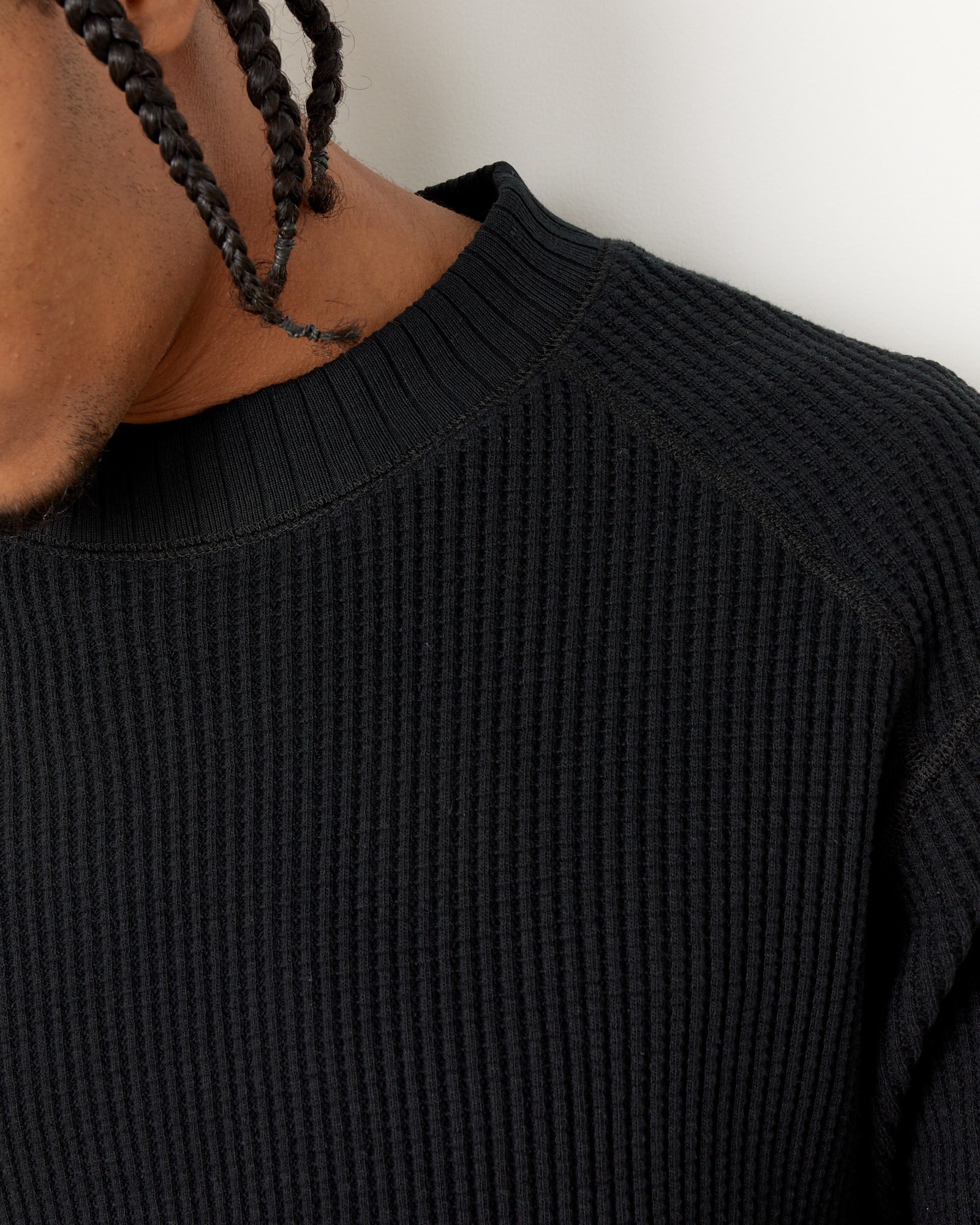 Waffle Midneck in Black - Image 5