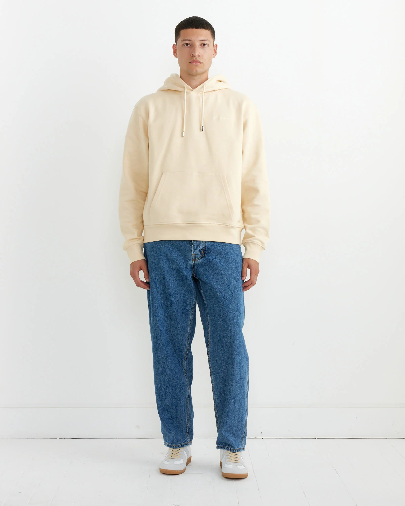 Brode Sweatshirt in Beige - Image 2