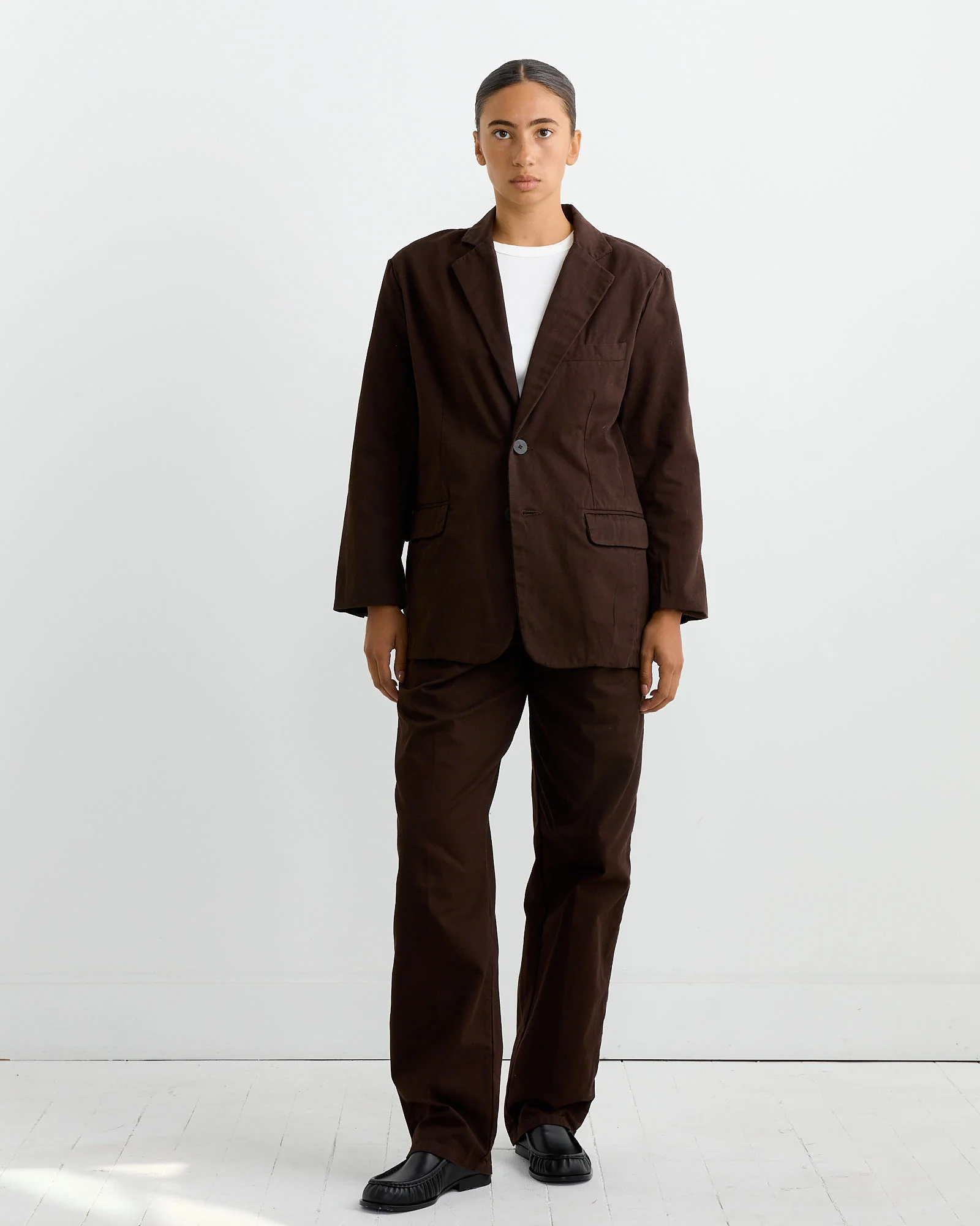 The Trousers in Raisin - Image 2
