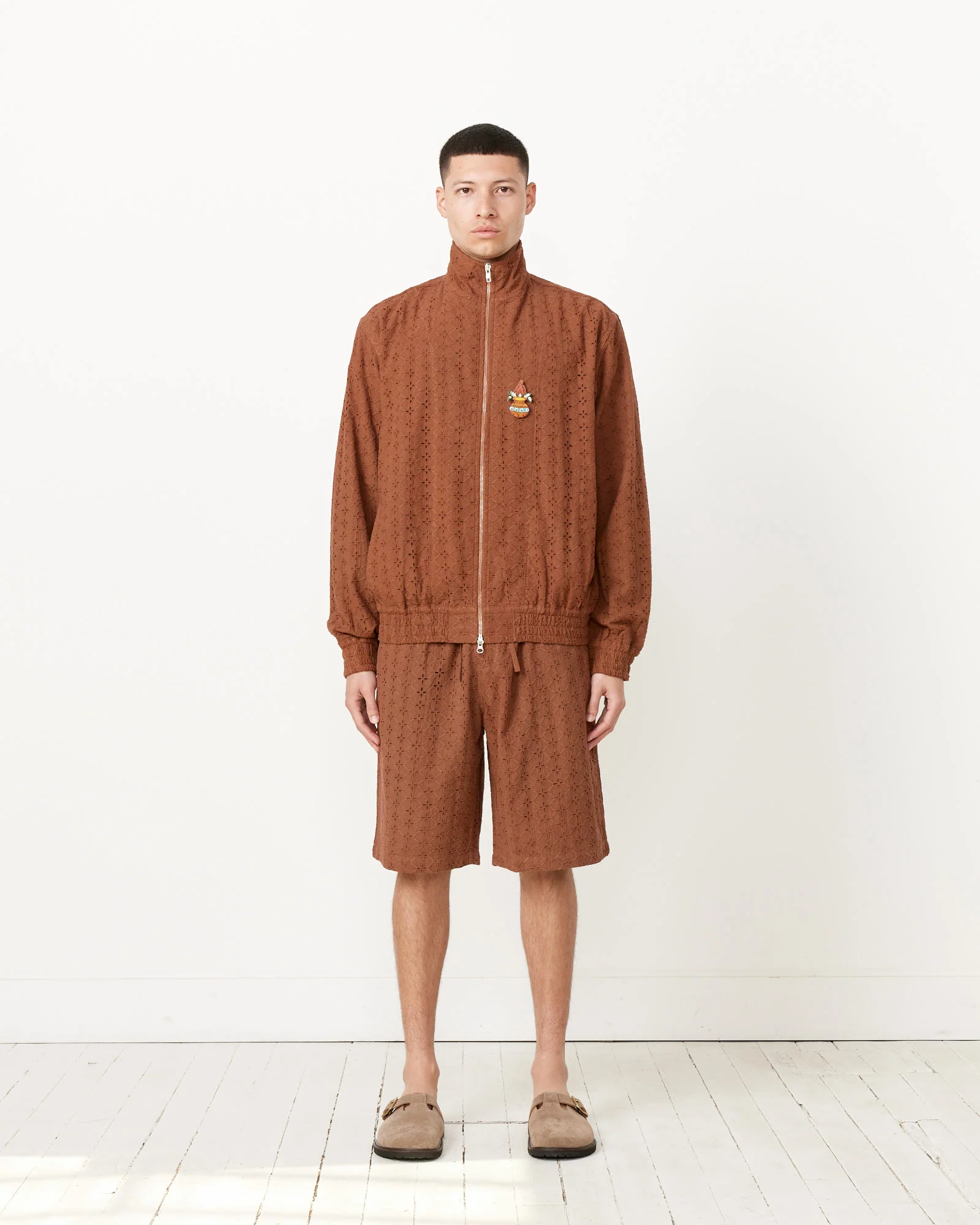 Schiffli Milo Short in Nutshell - Image 2