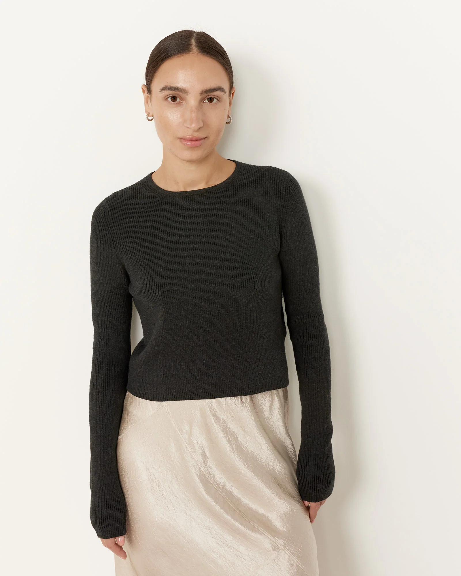 Rib Crop Crewneck in Charcoal Melange - Image 2