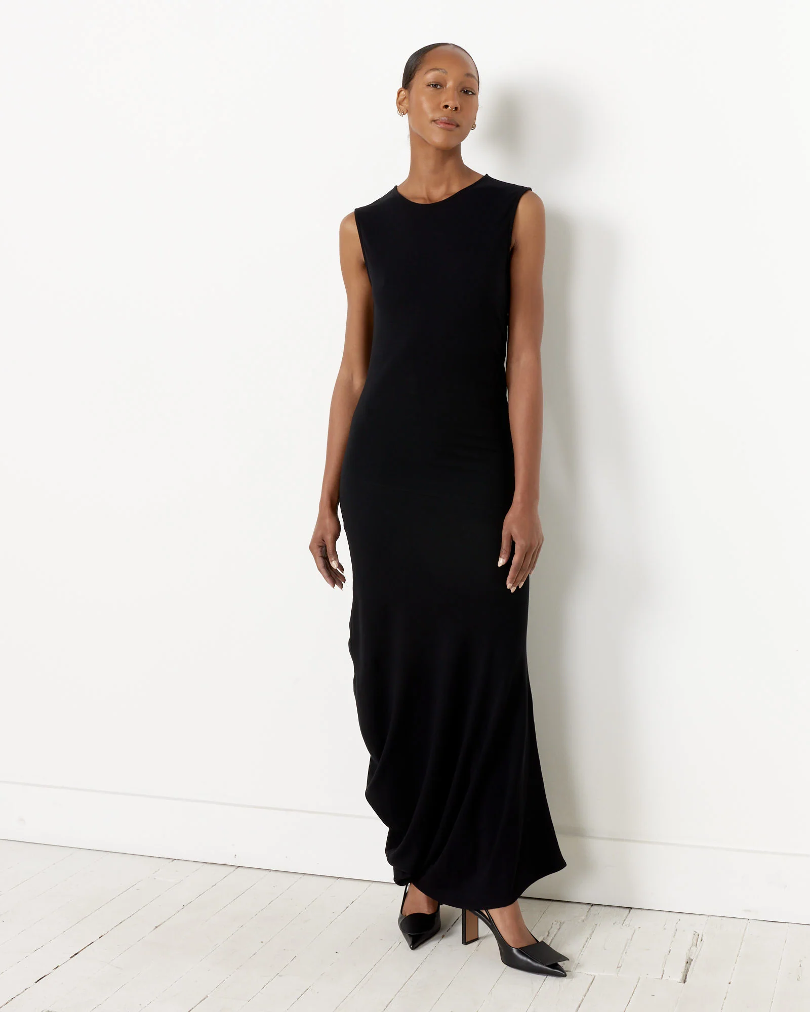 Fitted Twisted Dress in Black - Image 2