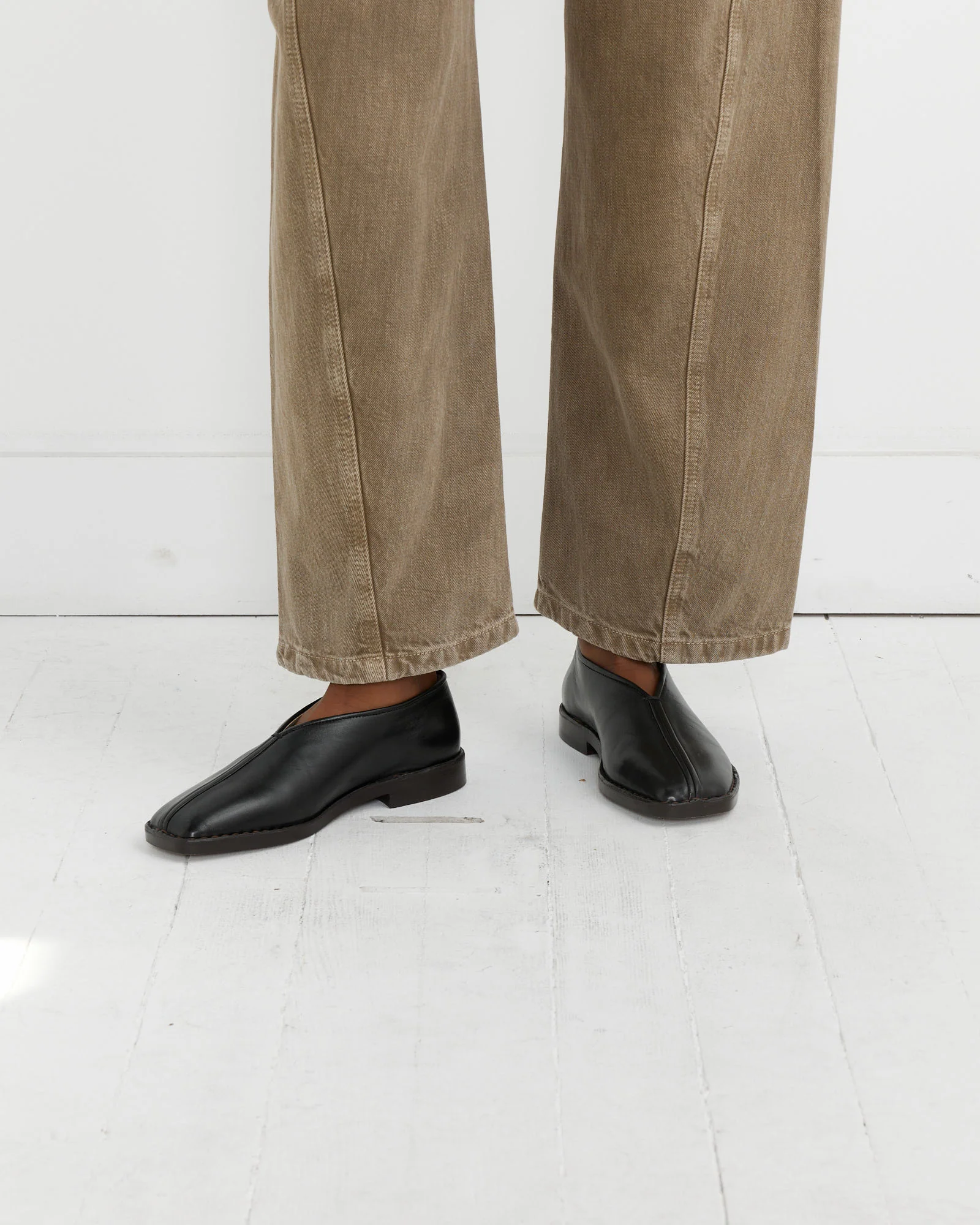 Flat Piped Slippers in Black - Image 2