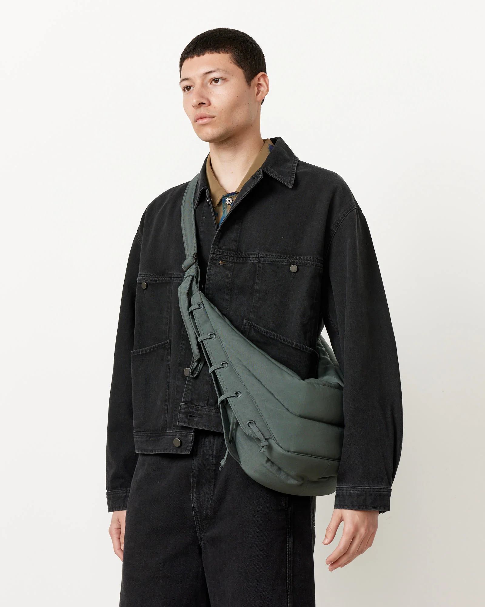 Medium Soft Game Bag in Asphalt - Image 2