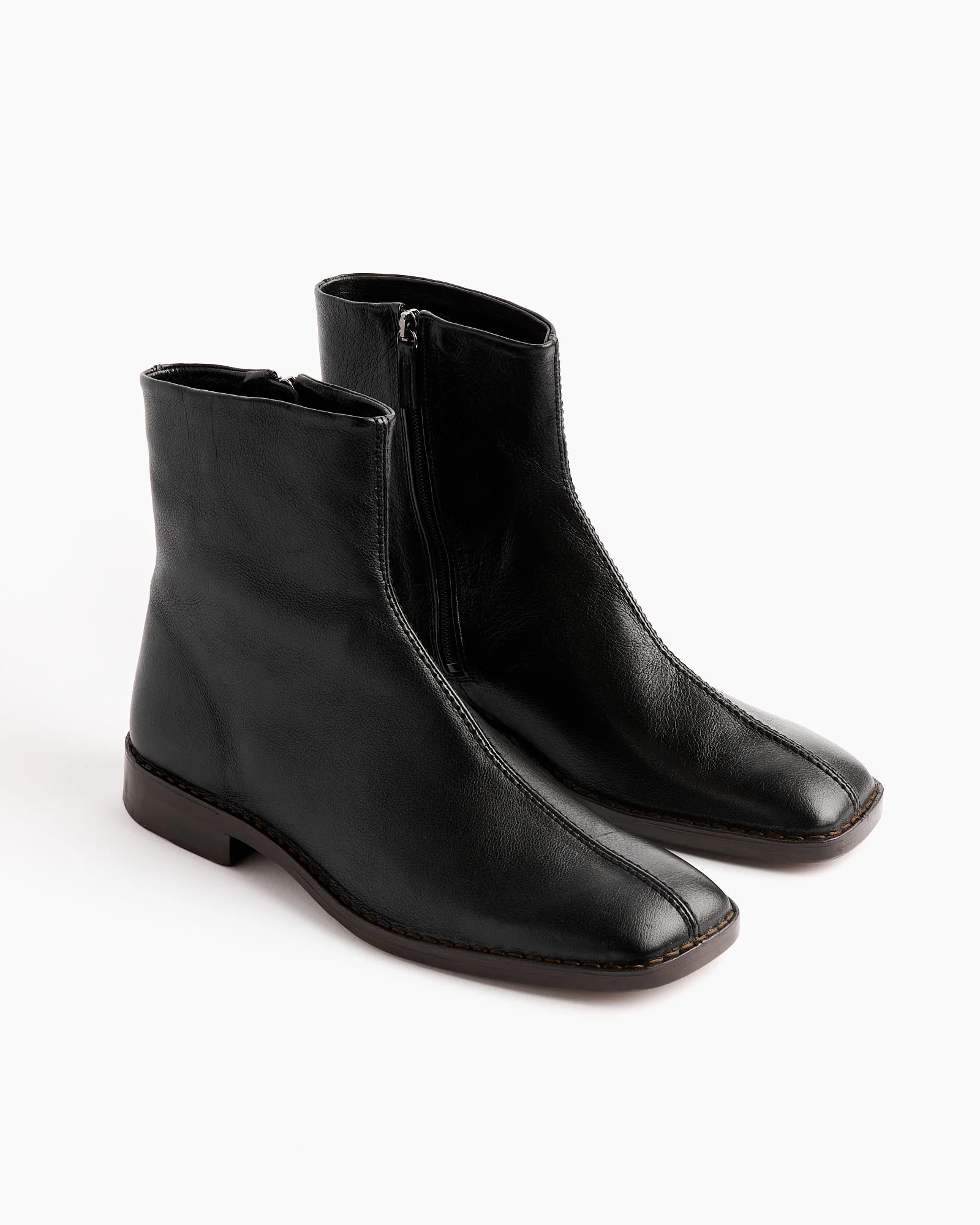 Piped Zipped Boot in Black - Image 3