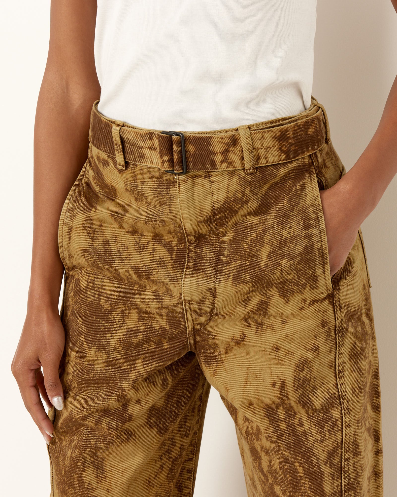 Twisted Belted Pant in Acid Snow Bronze - Image 4