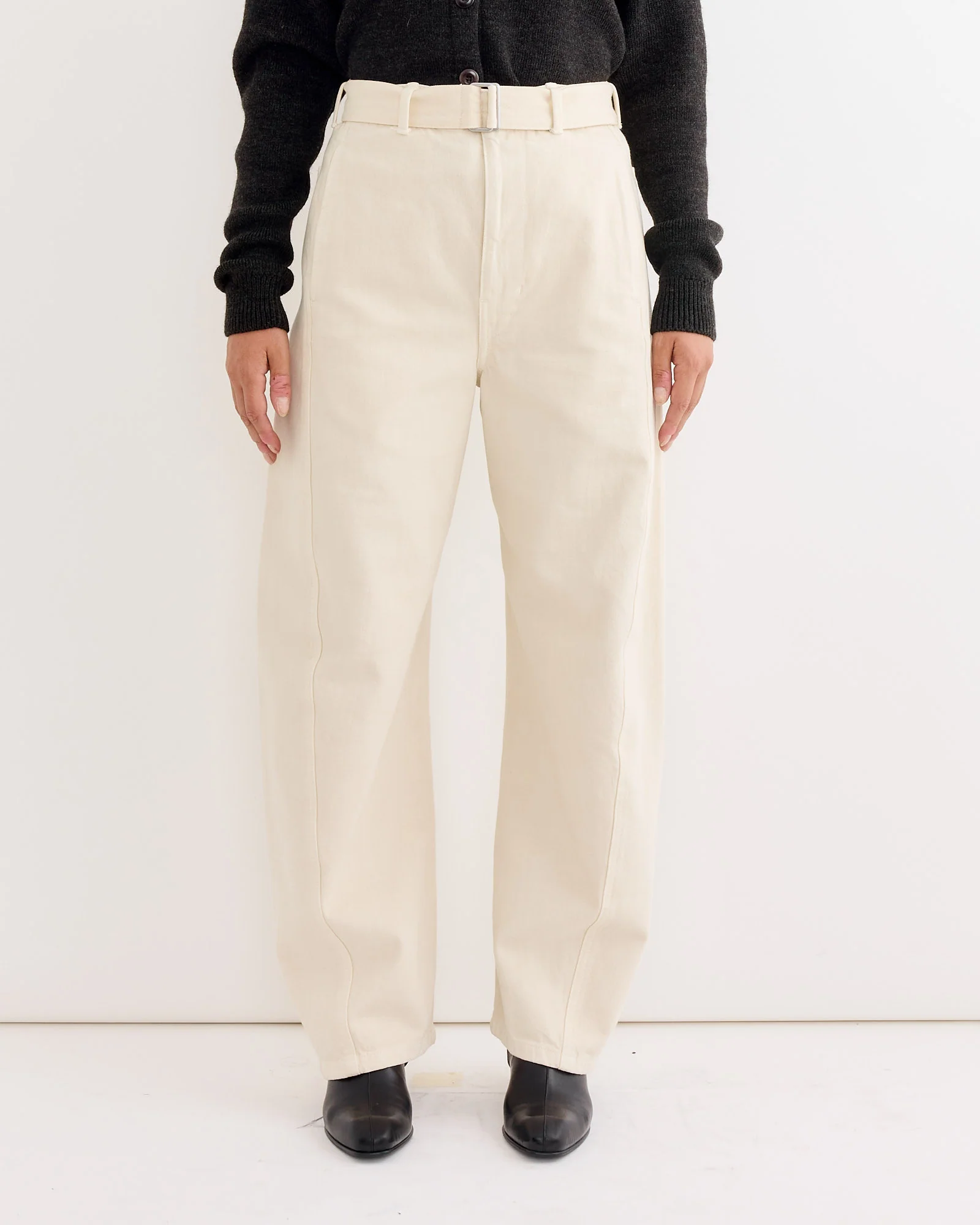 Twisted Belted Pant in Snow Clay