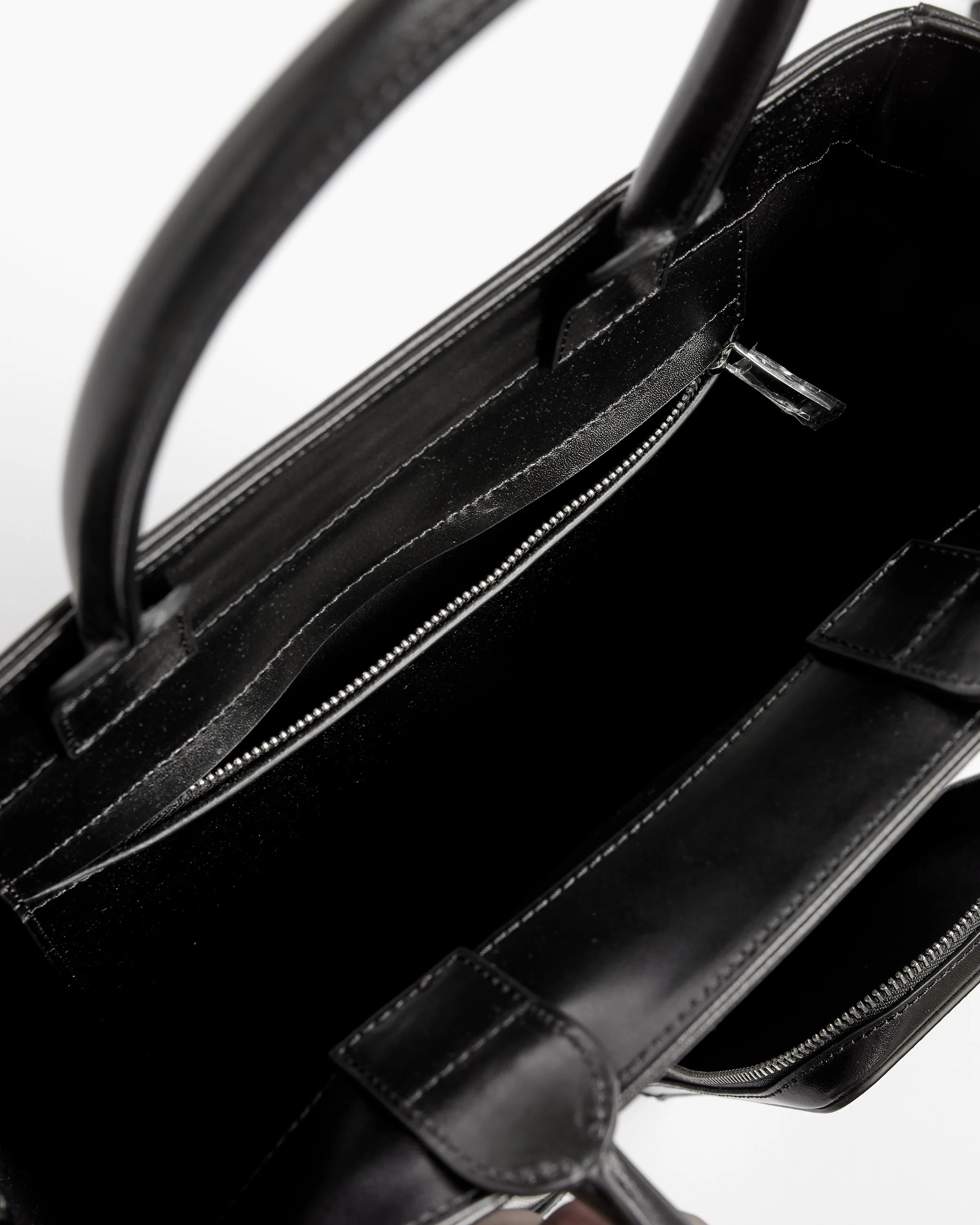 Pocket Bag in Black - Image 4