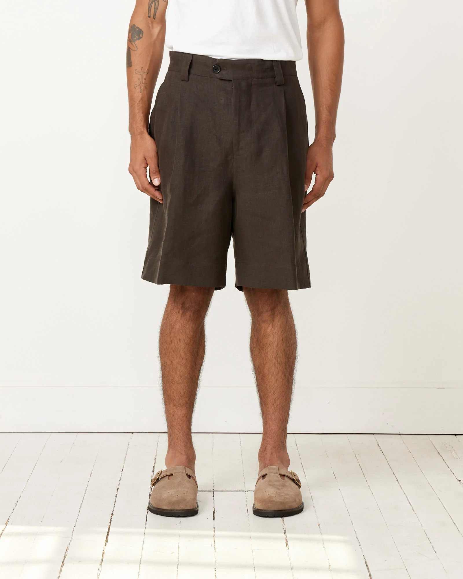 Wide Leg Short in Brown