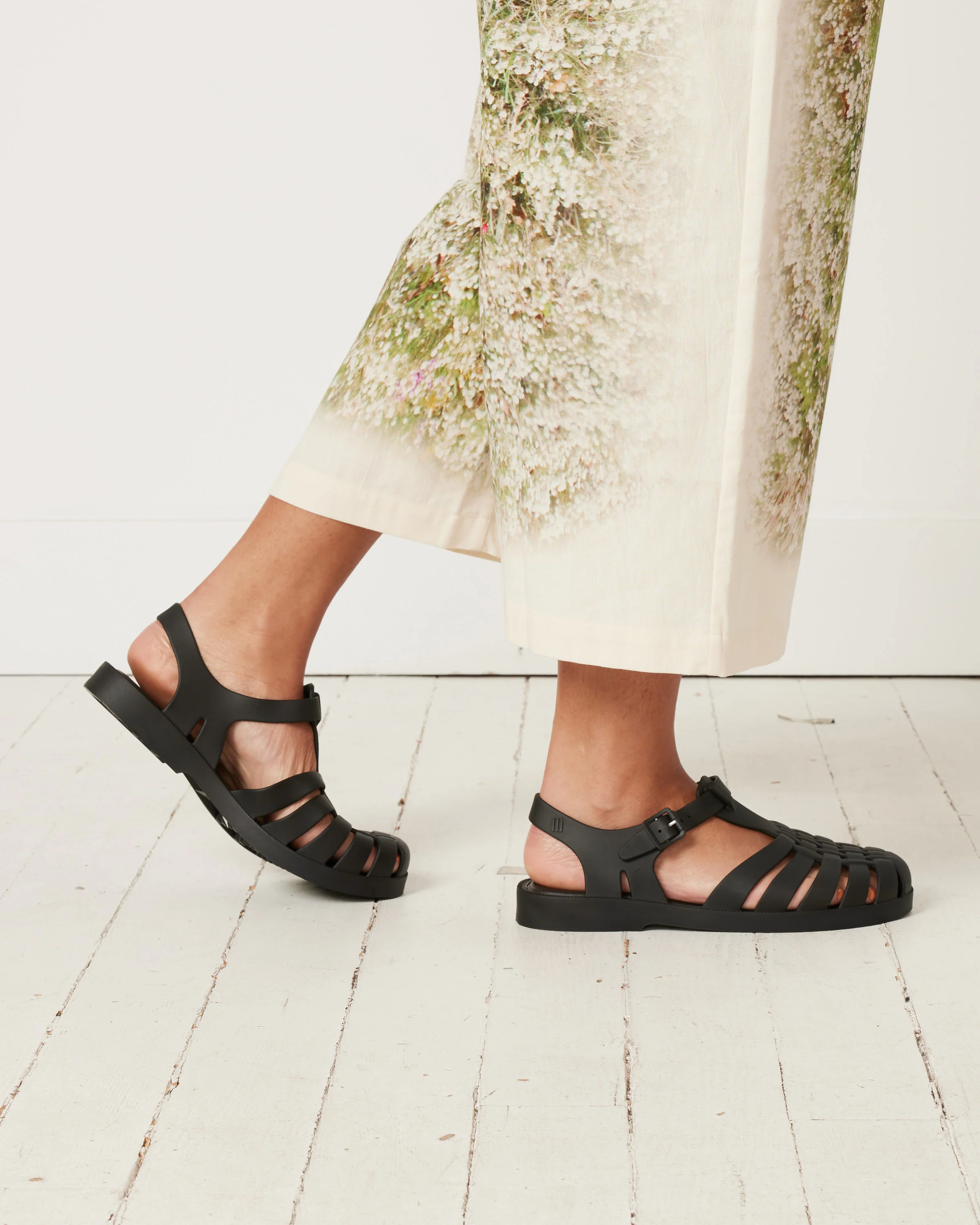Possession Sandal - Image 4