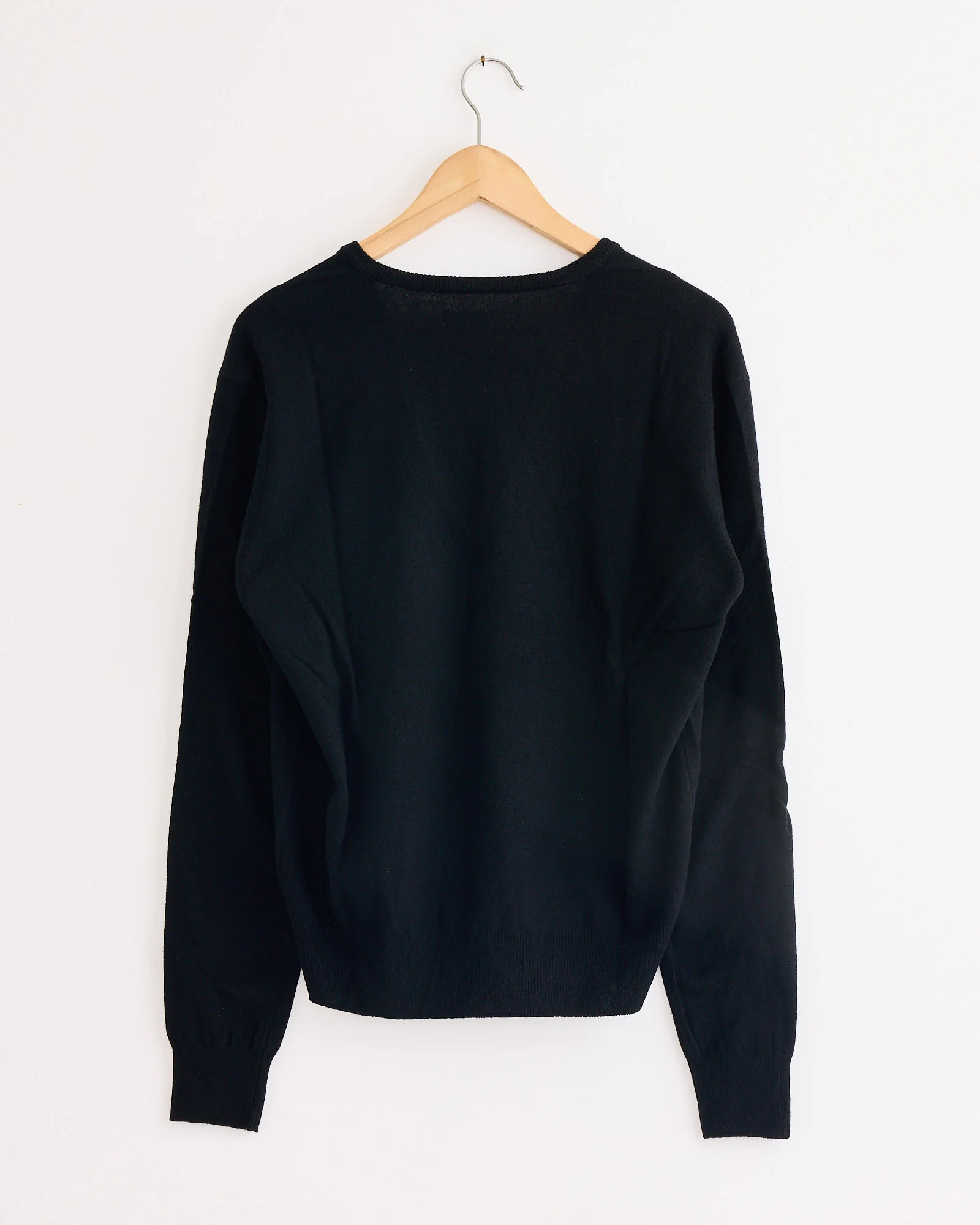 Cashmere Blend V-Neck Knit in Black - Image 3