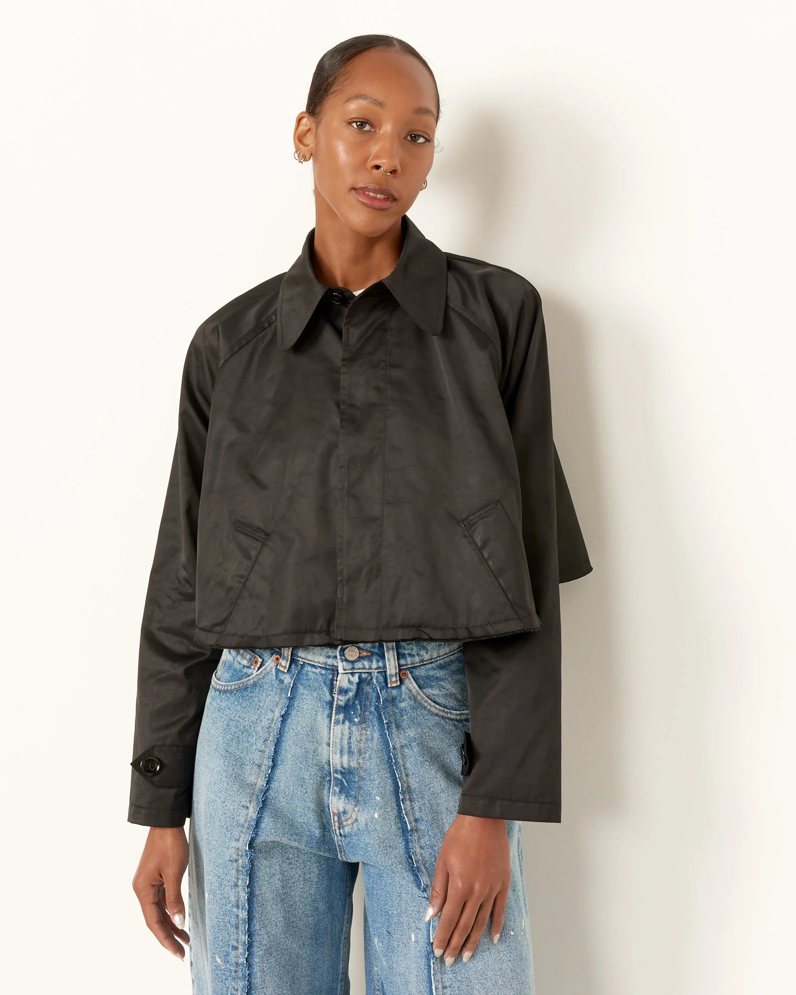 Sports Jacket in Black - Image 4