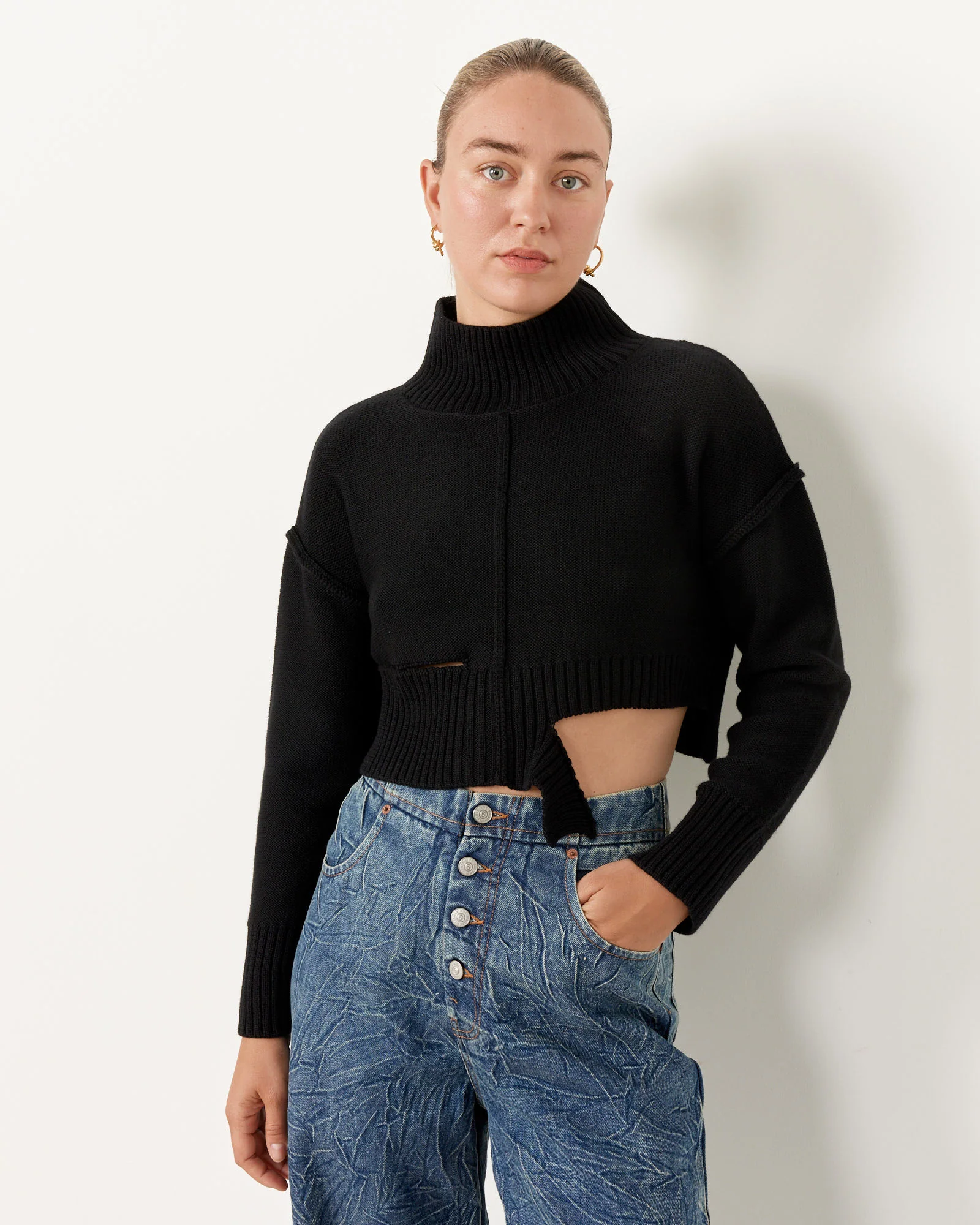 Pullover in Black - Image 3