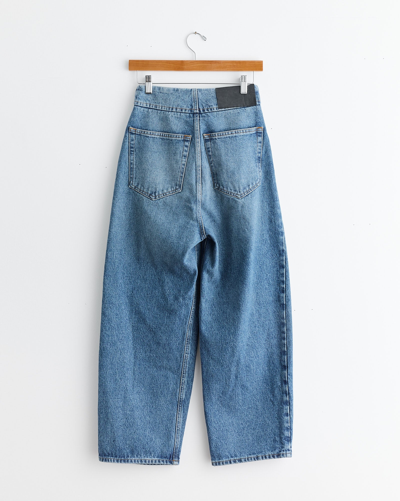 5 Pockets Pant in Blue - Image 3