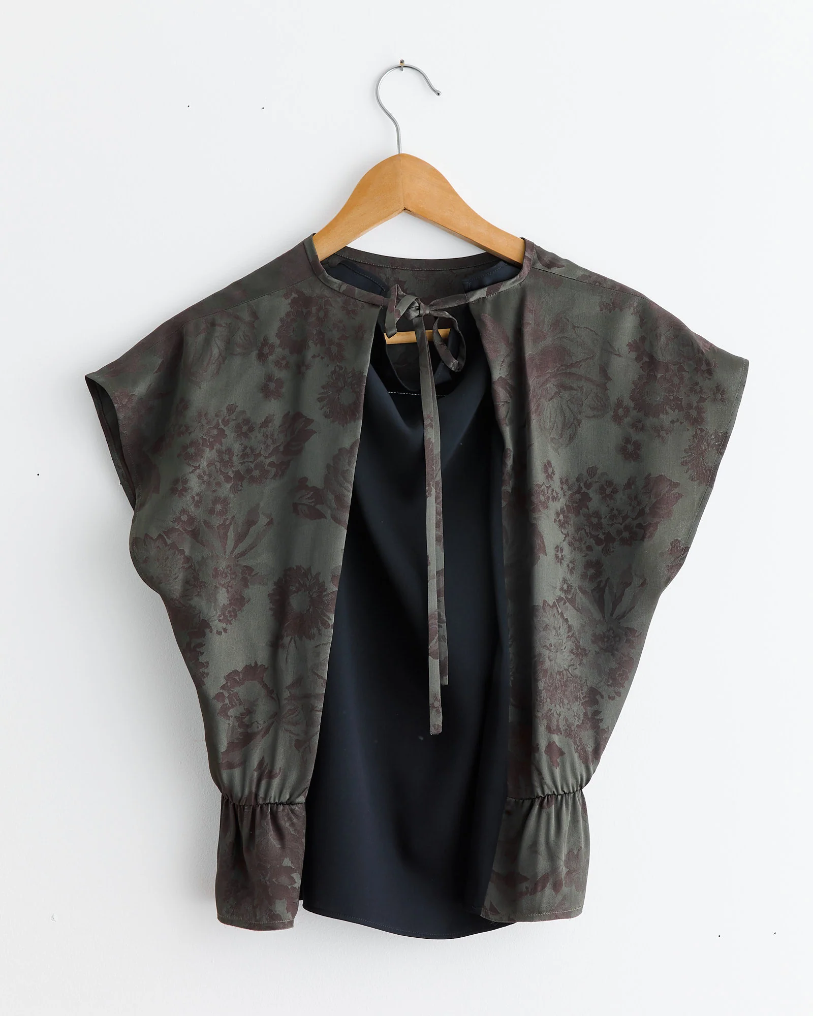 Short Sleeve Top in Multi - Image 3