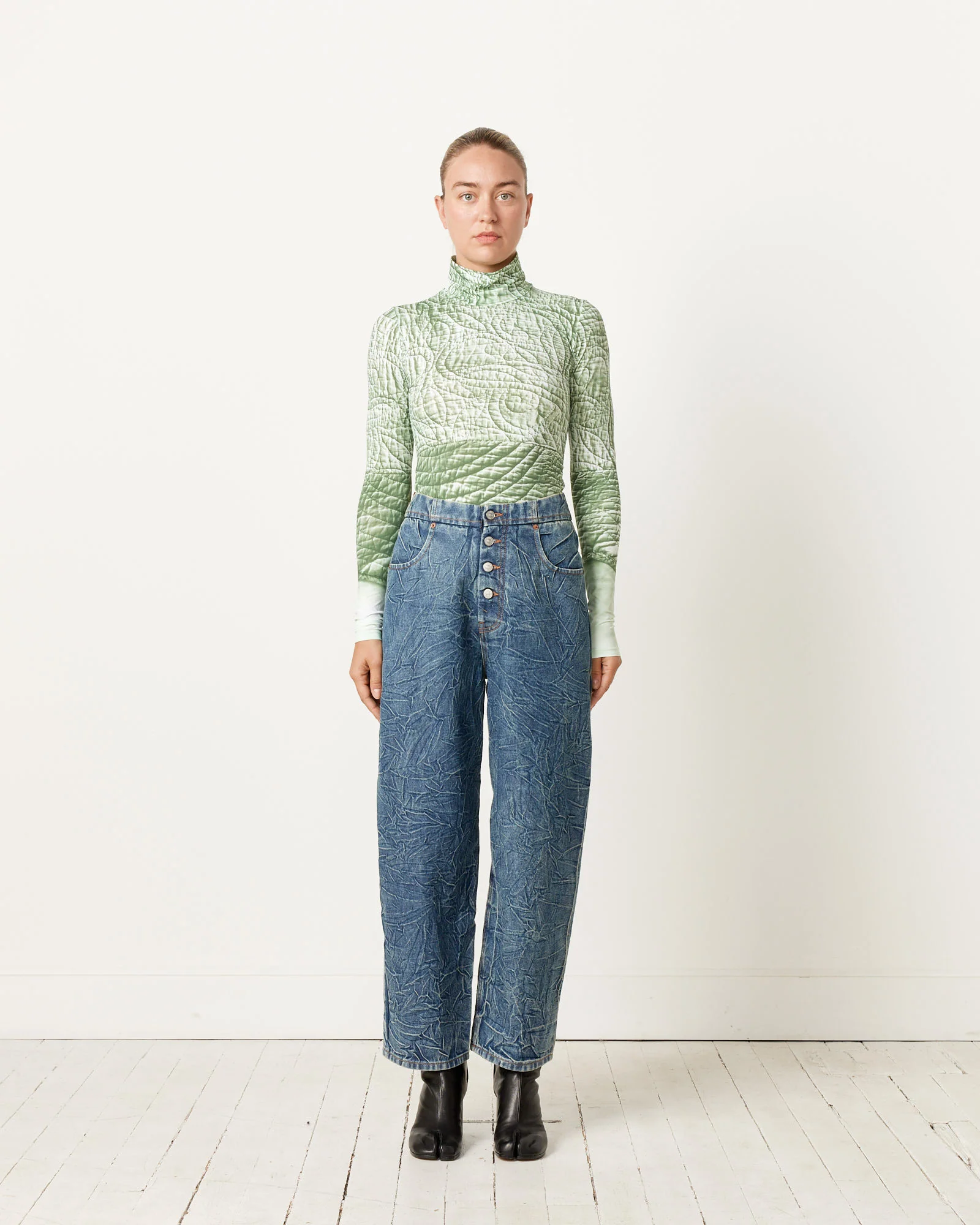 Long-sleeved Top in Green - Image 2
