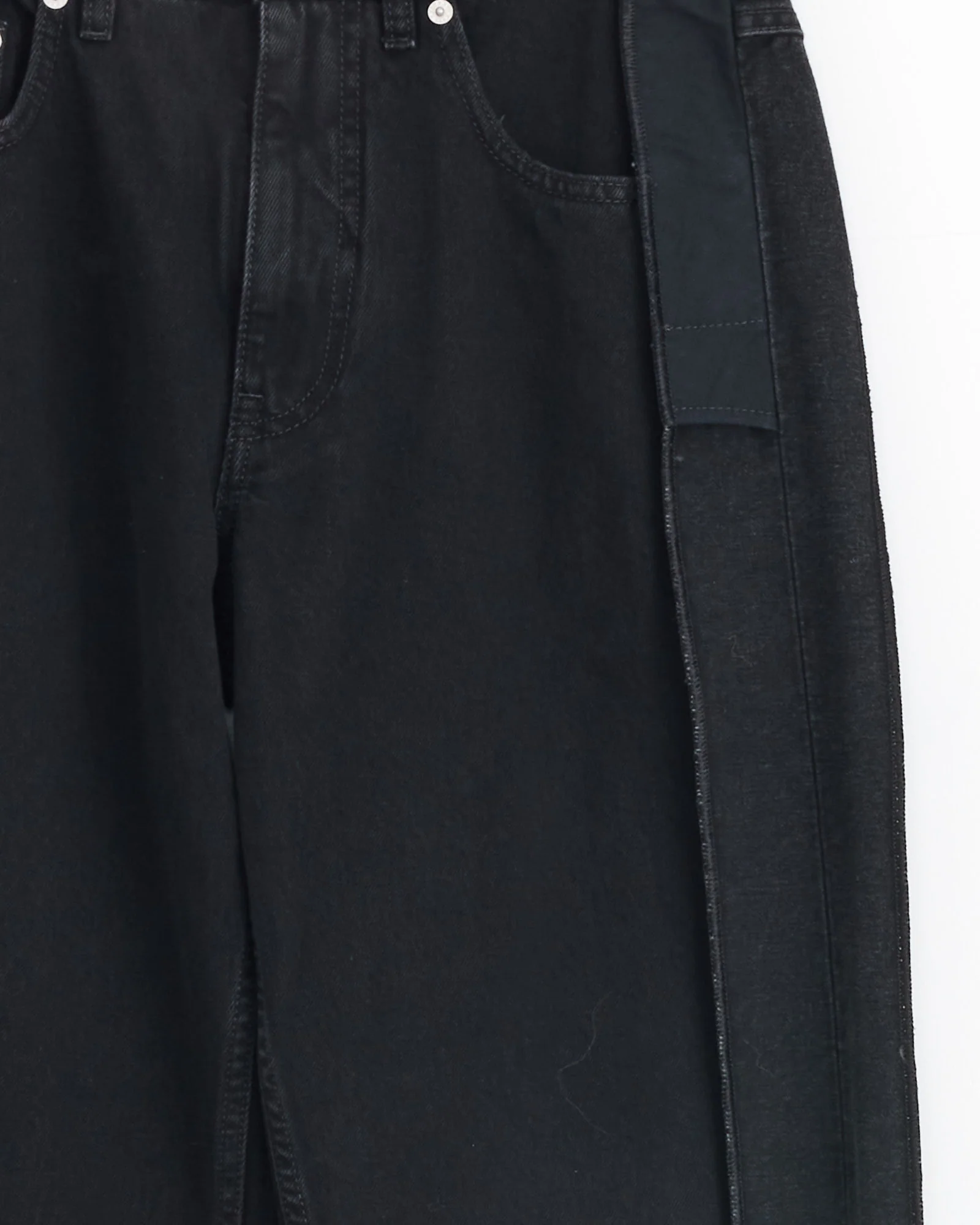 5 Pockets Pant in Black - Image 2