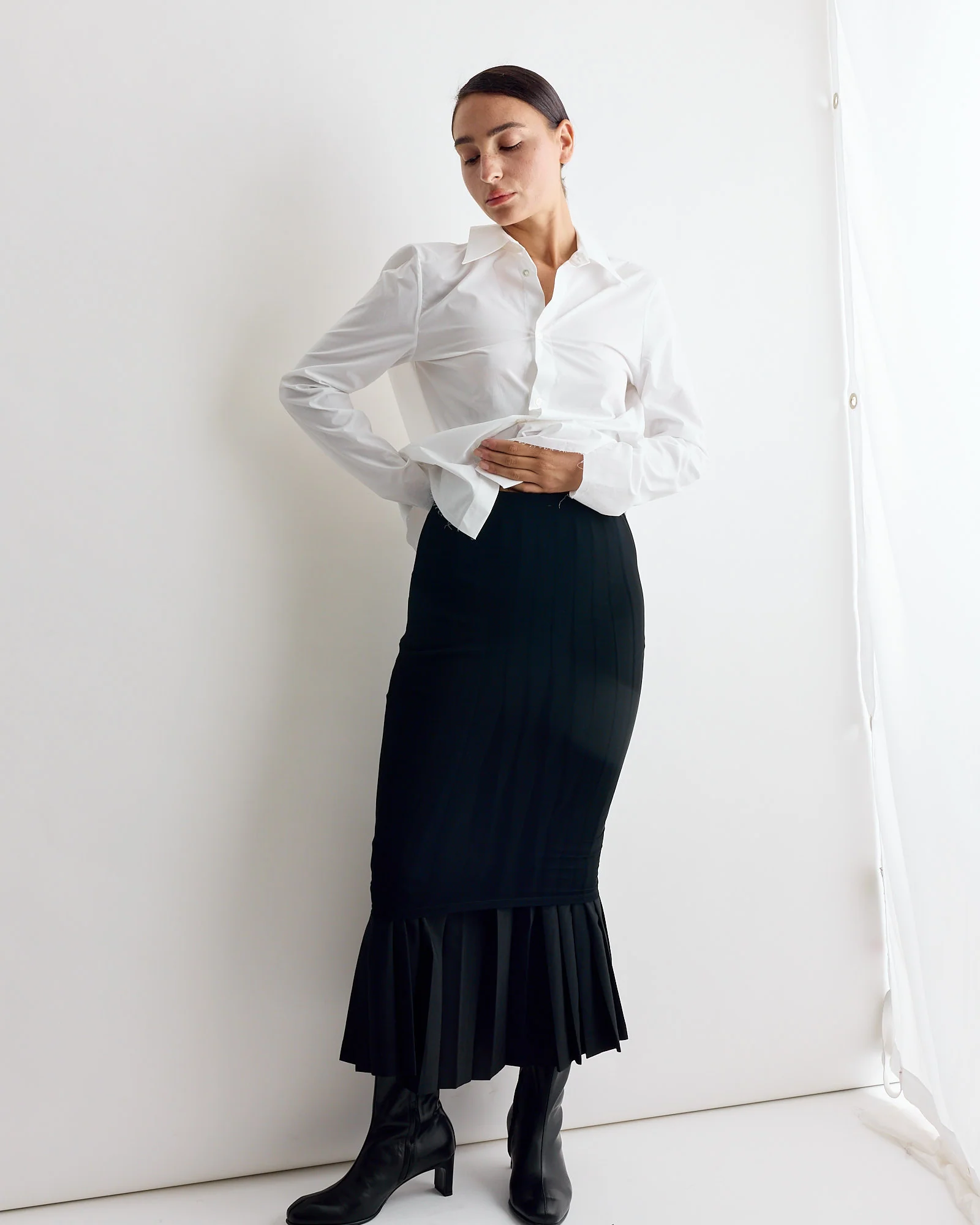 Long Skirt in Black - Image 2