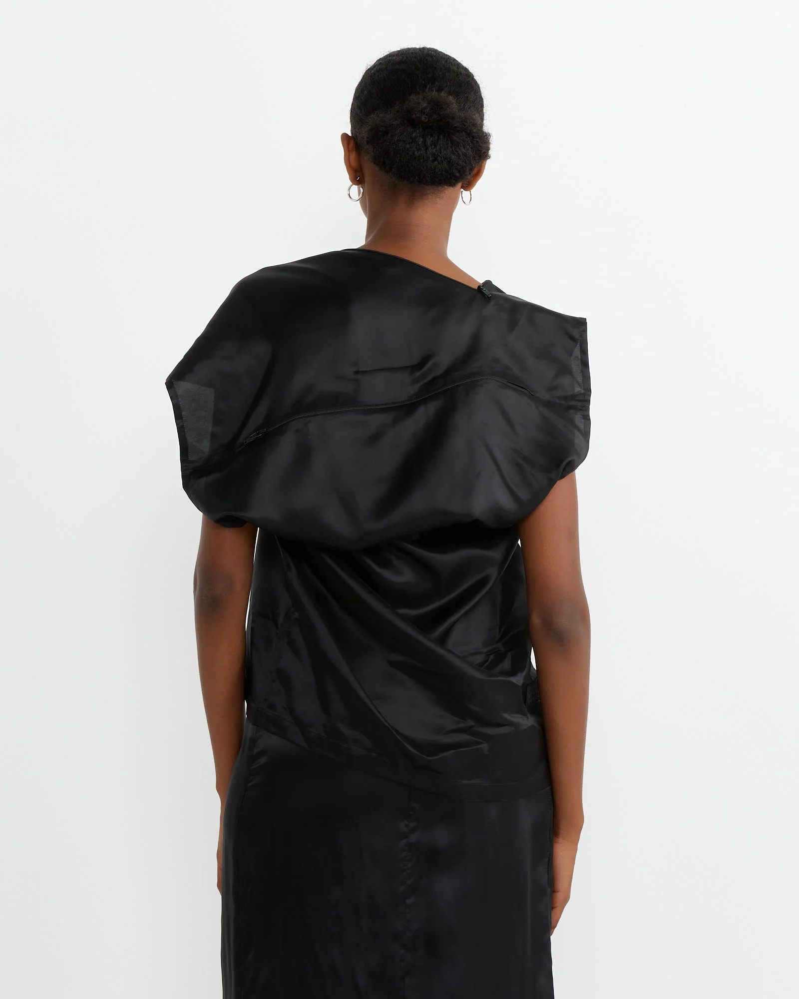 Zip Top in Black - Image 7
