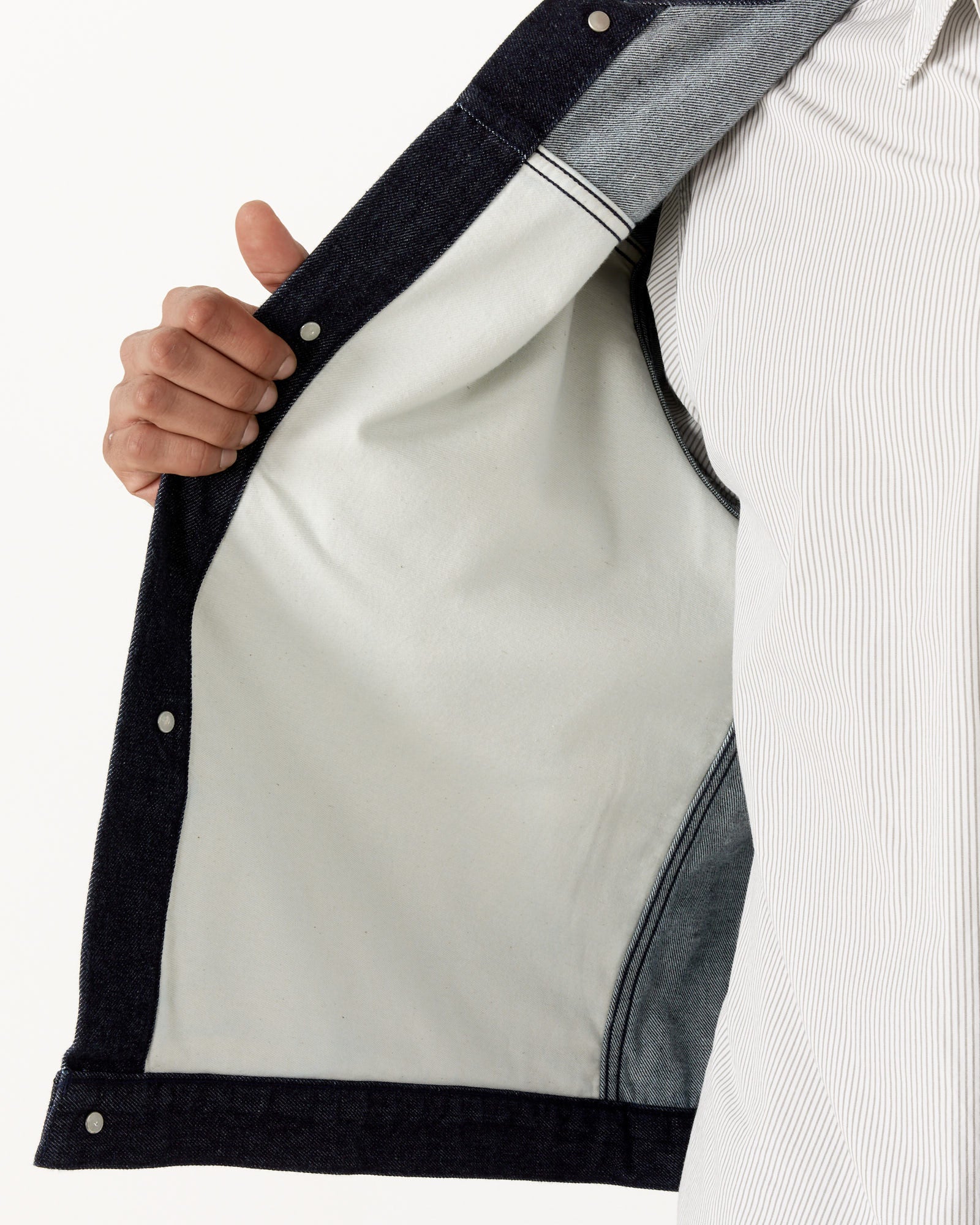 Short Denim Jacket in Indigo - Image 5
