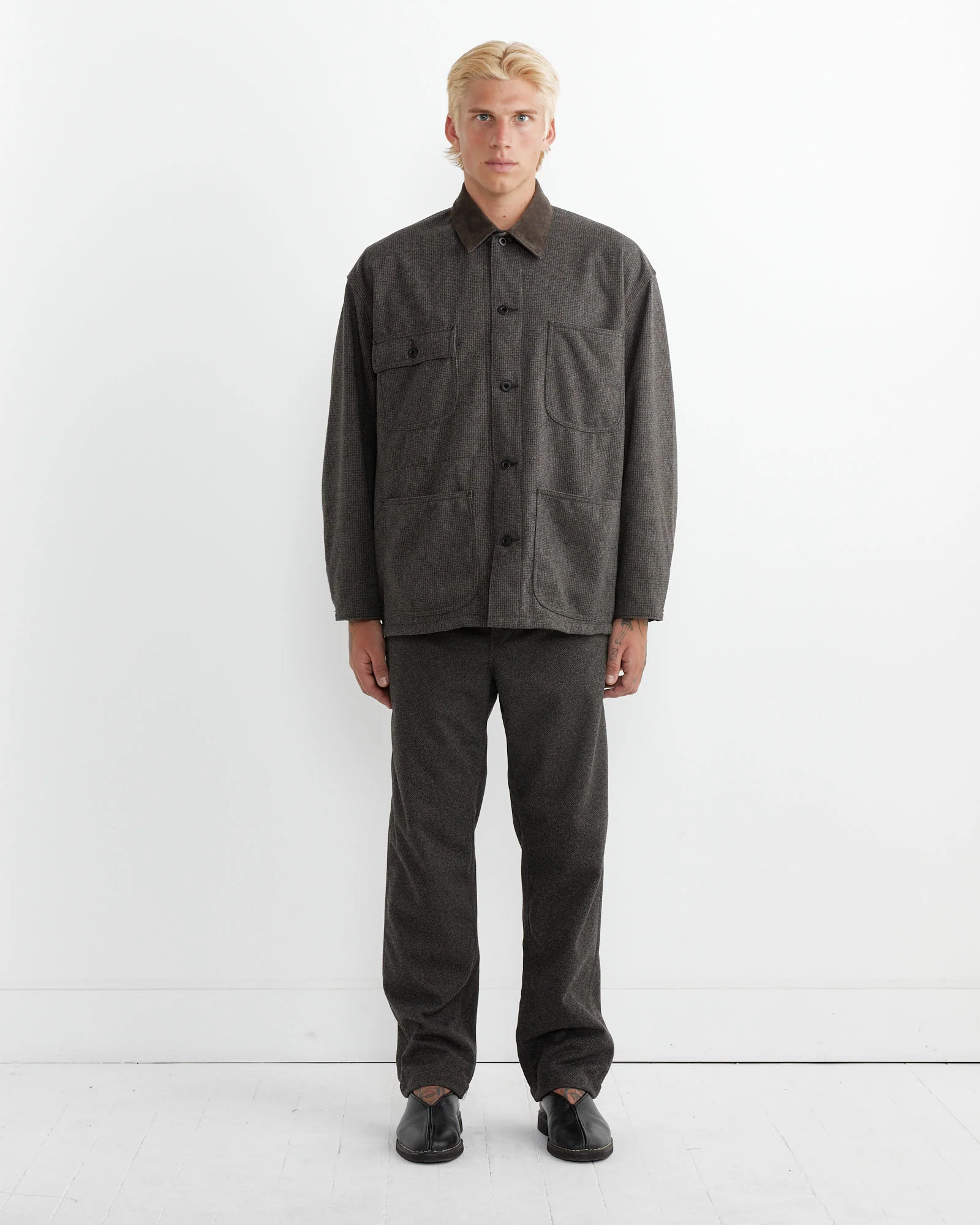 New Yorker Pant in Brown - Image 2