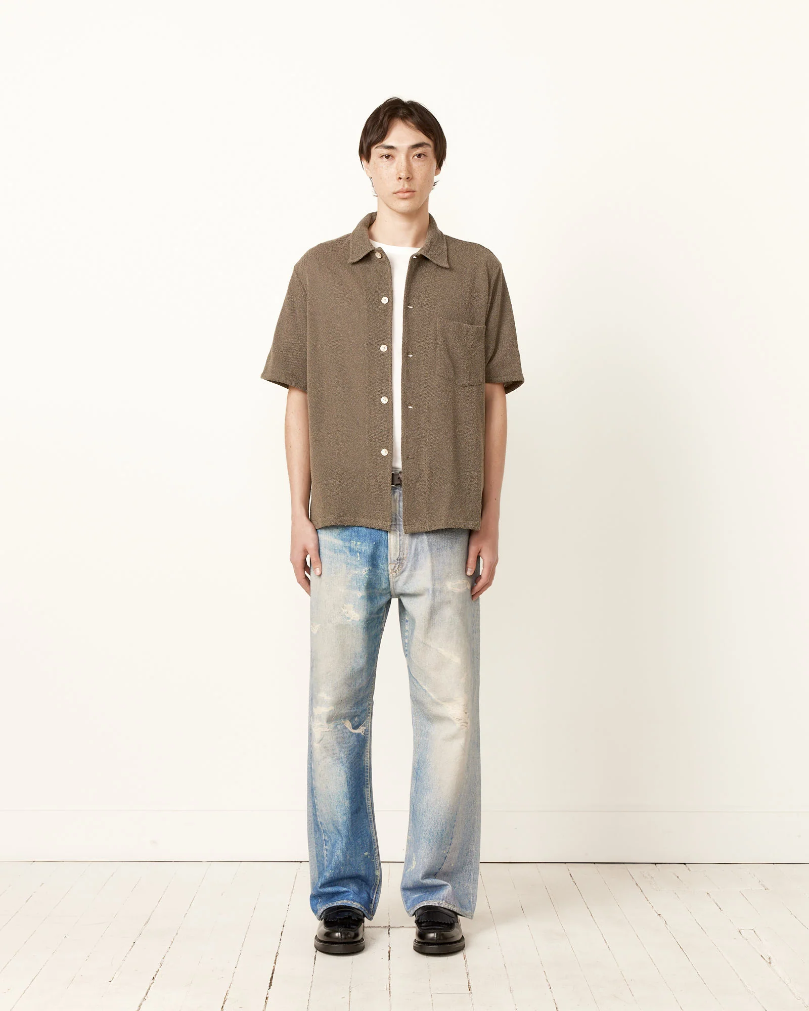 Box Short Sleeve Shirt in Muck Boucle - Image 2