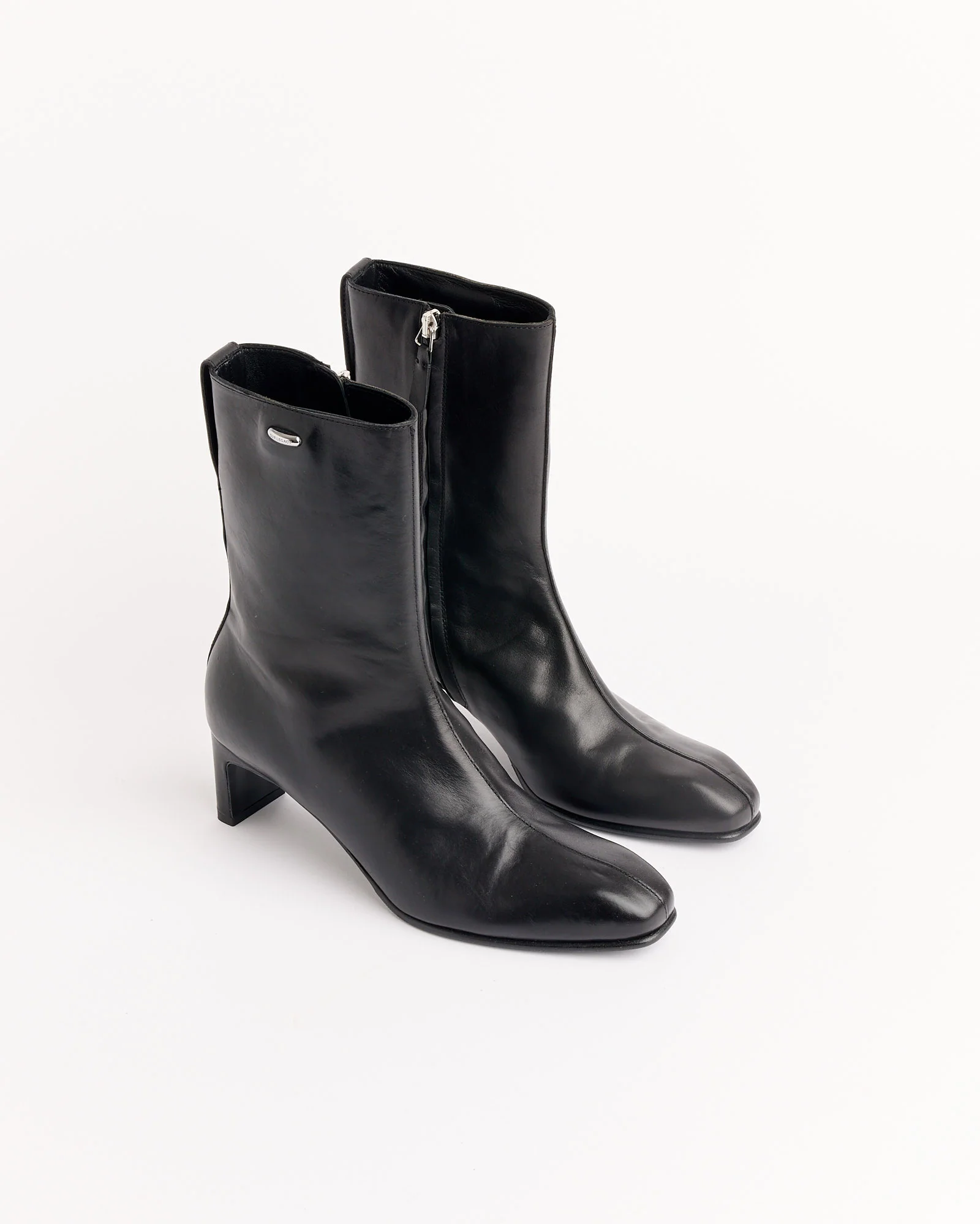 Karasu Heel Boot in Black - Image 3