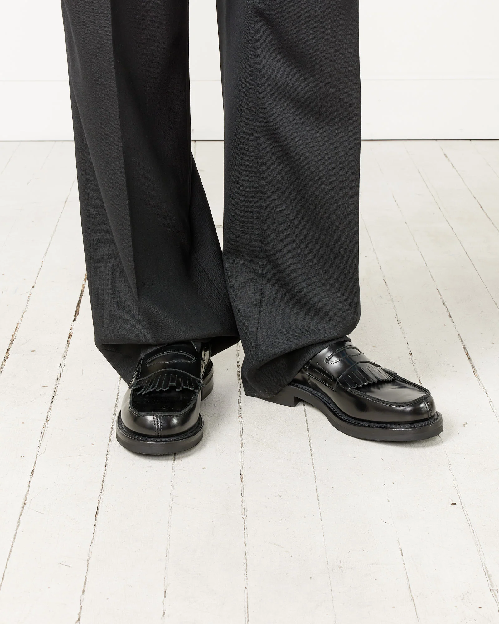Loafer in Black - Image 2
