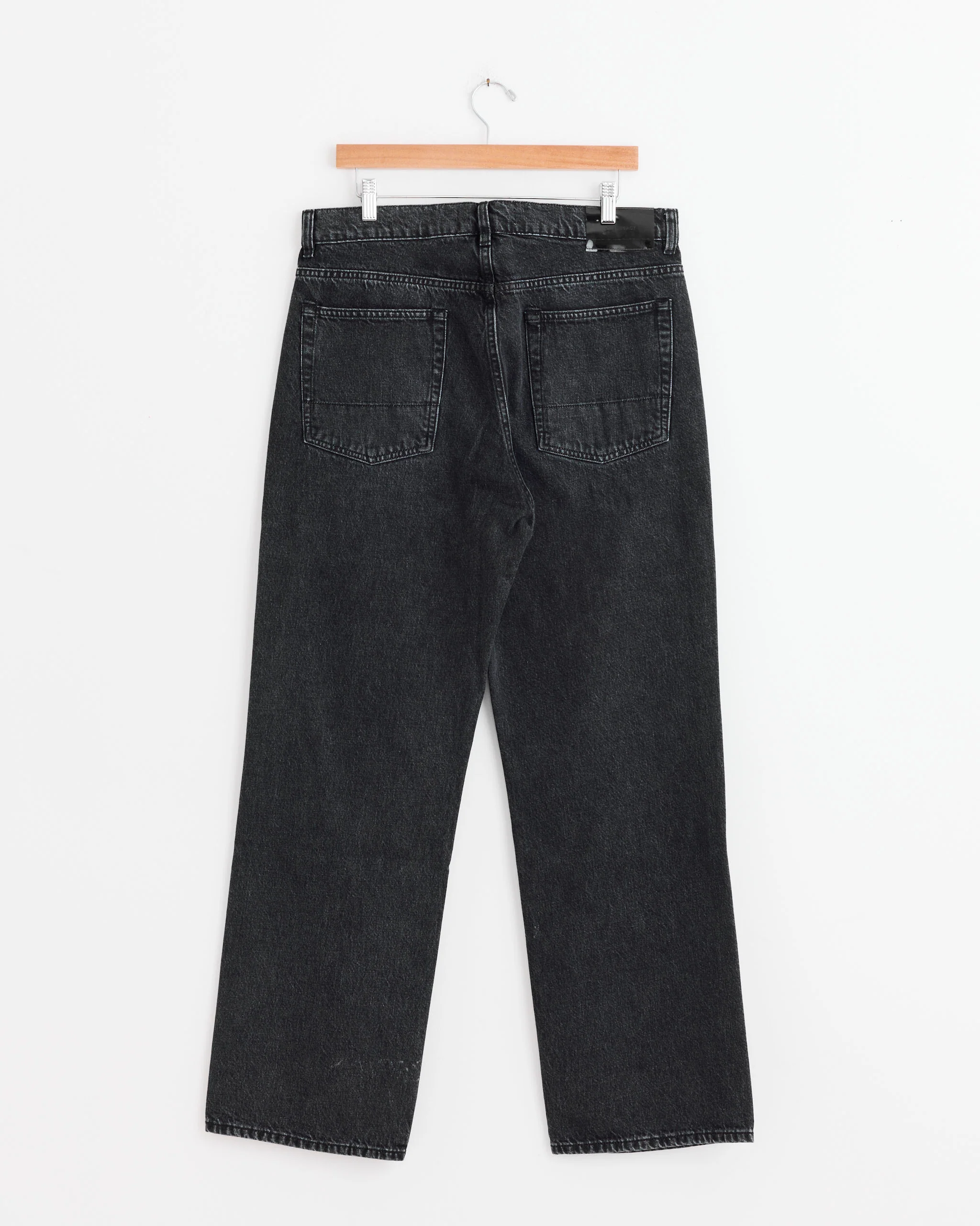 Third Cut in Supergrey Wash - Image 3