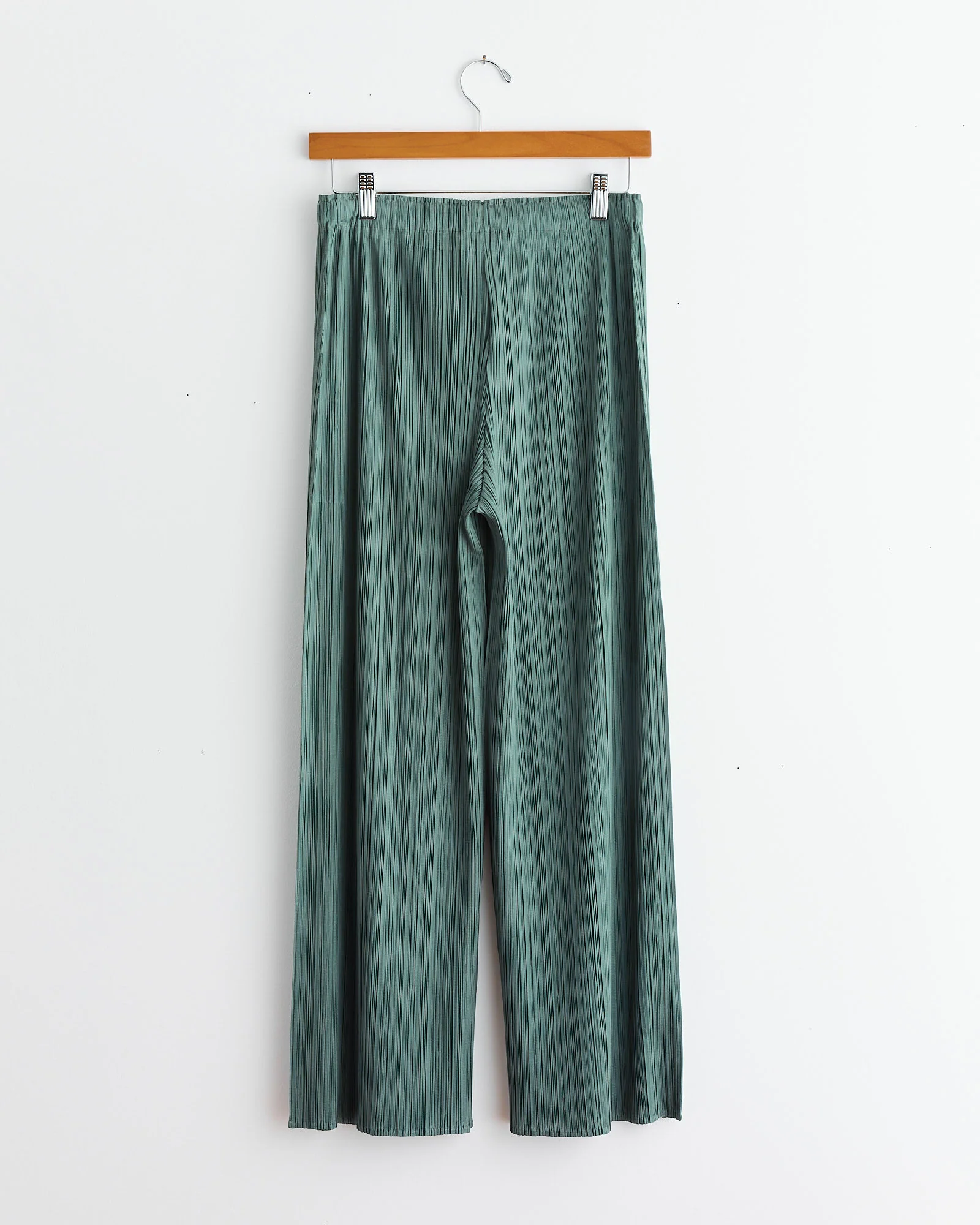 Monthly Colors June Pant in Moss Green - Image 3