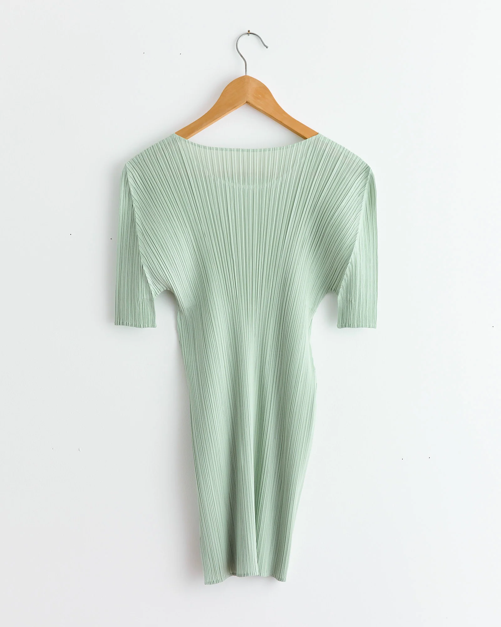 Monthly Colors June Top in Pastel Green - Image 3