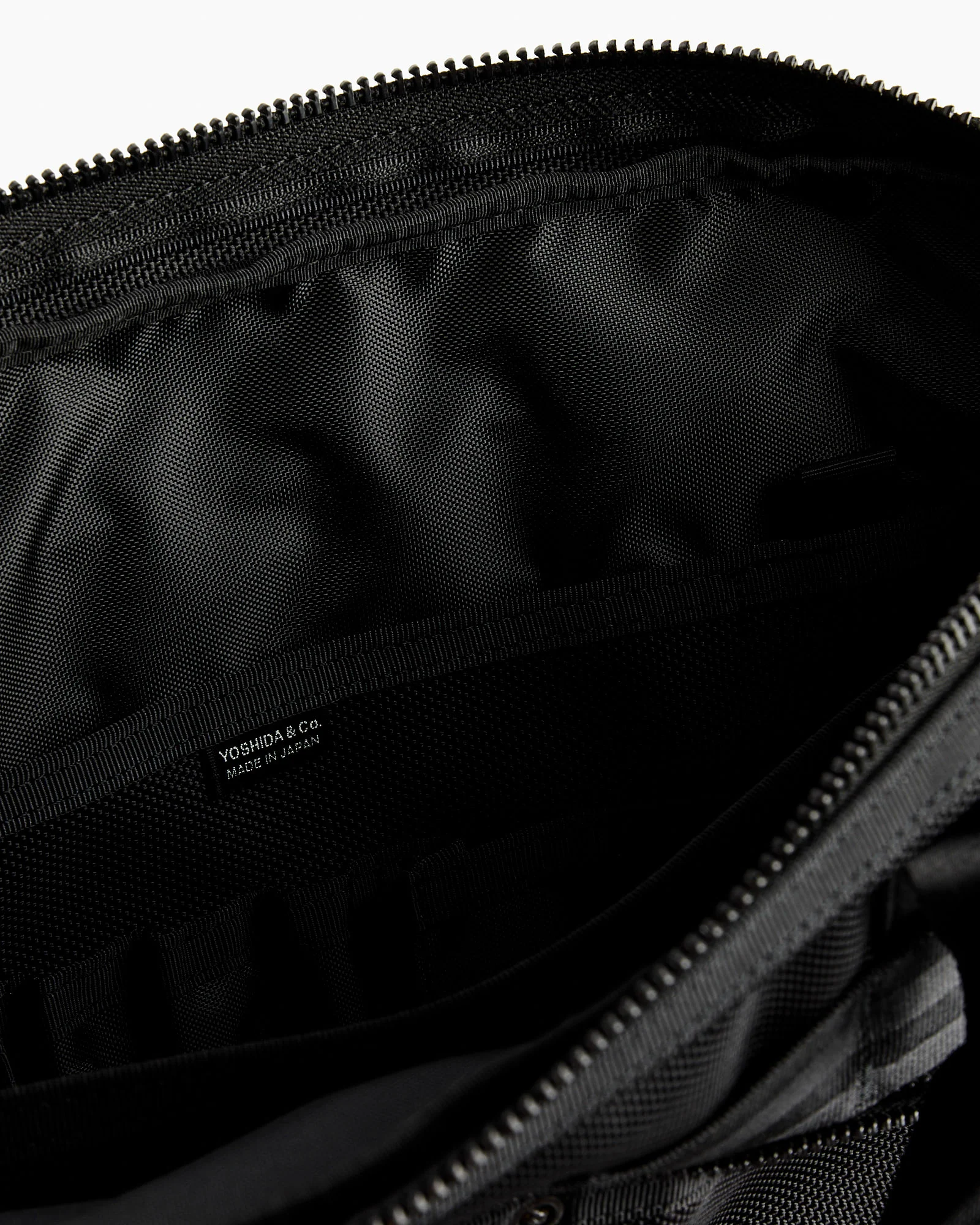Heat 2Way Briefcase in Black - Image 4