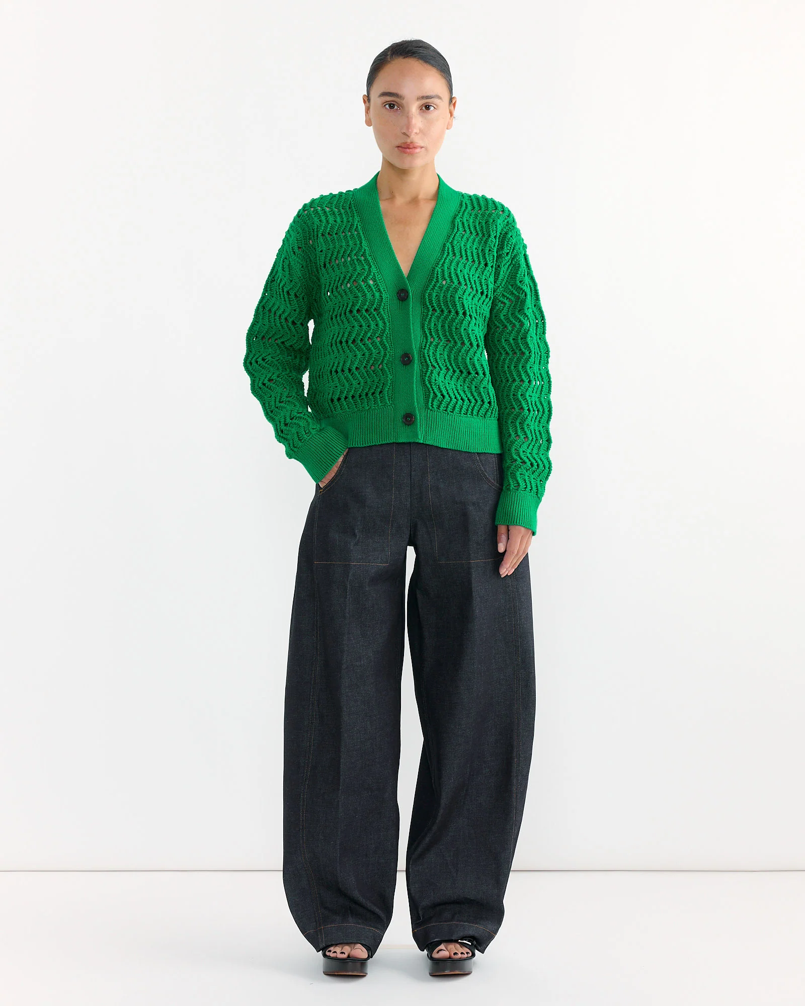 Avelar Cardigan in Kelly Green - Image 2