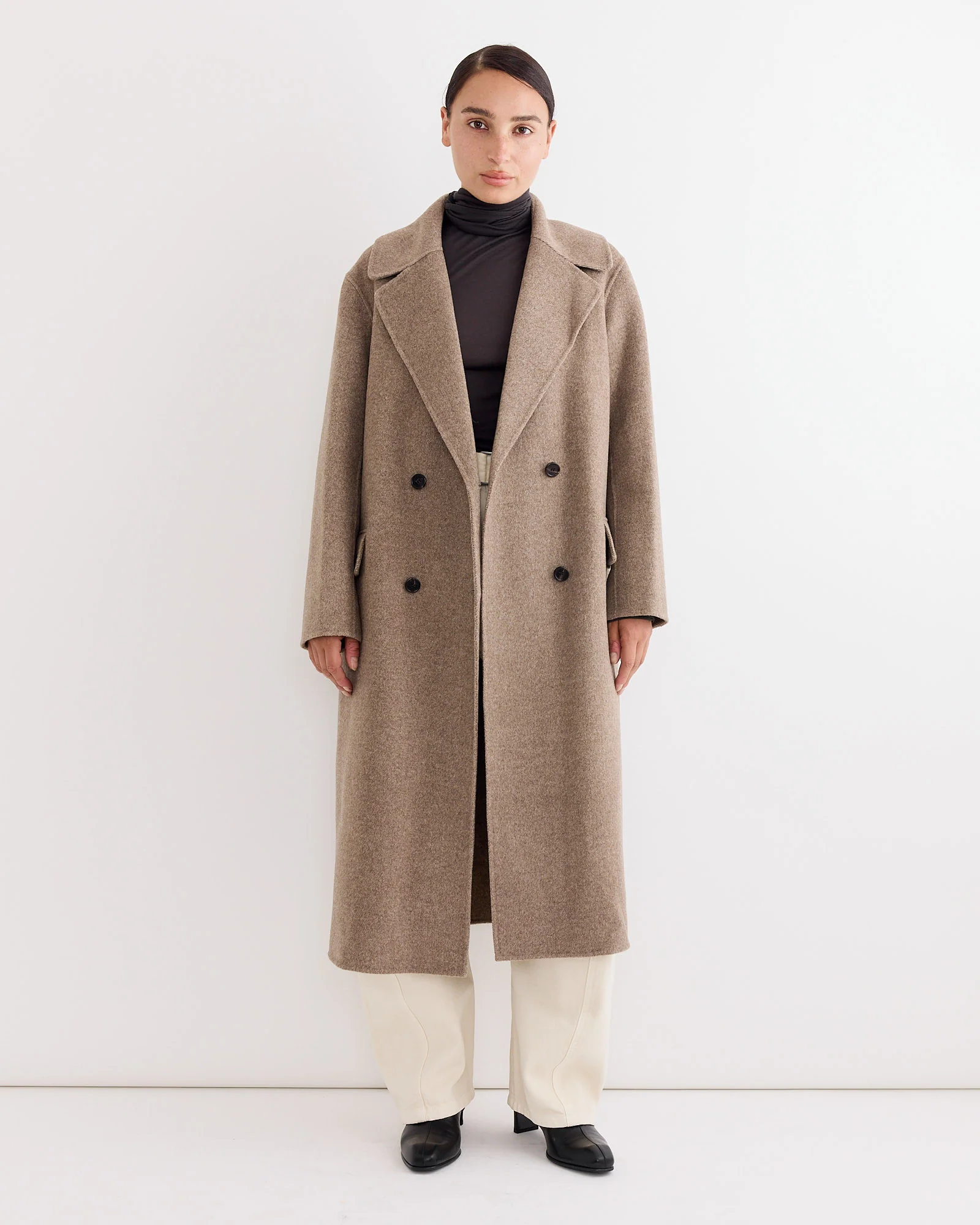 Axel Coat in Light Brown
