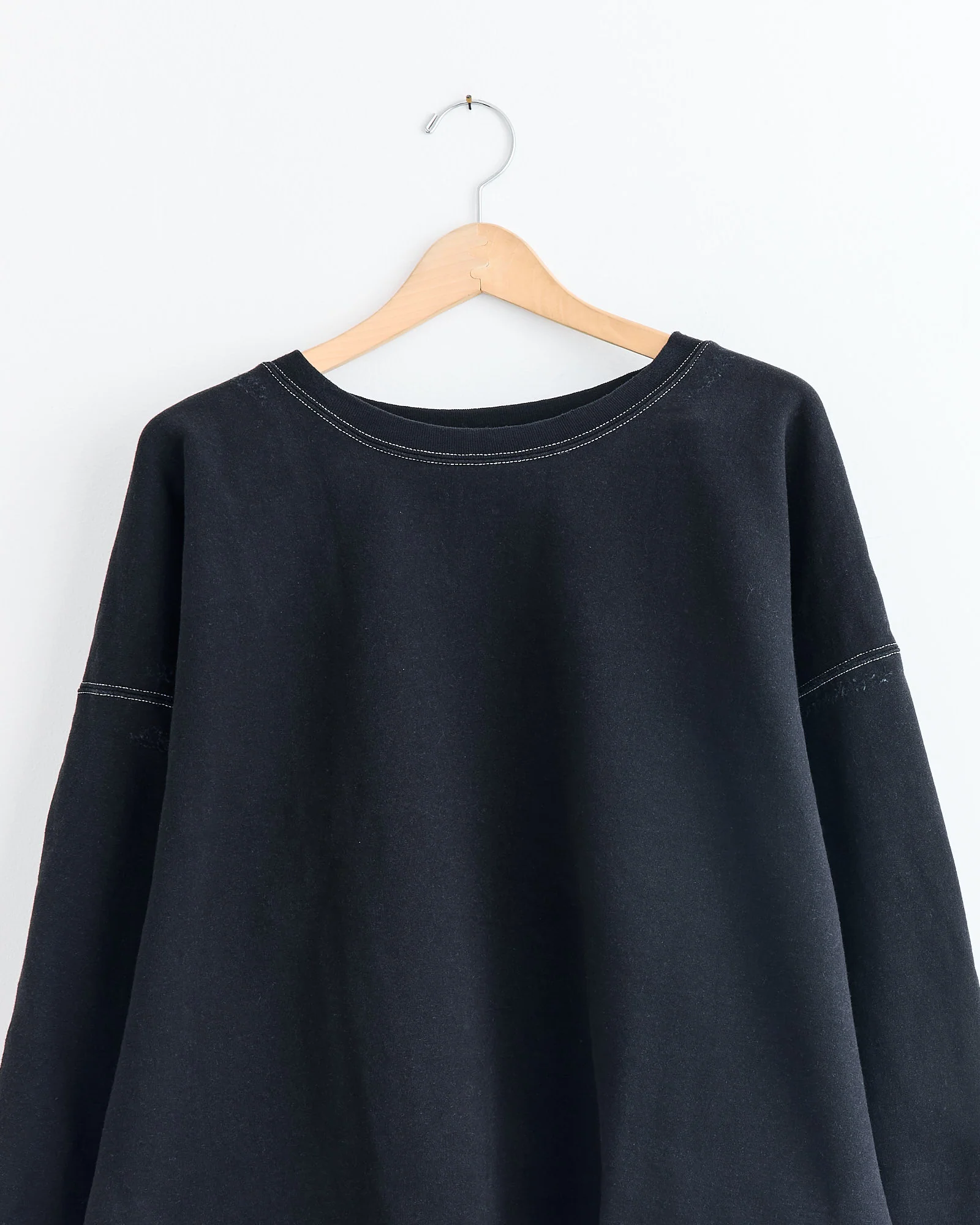 Fonder Sweatshirt in Charcoal - Image 2