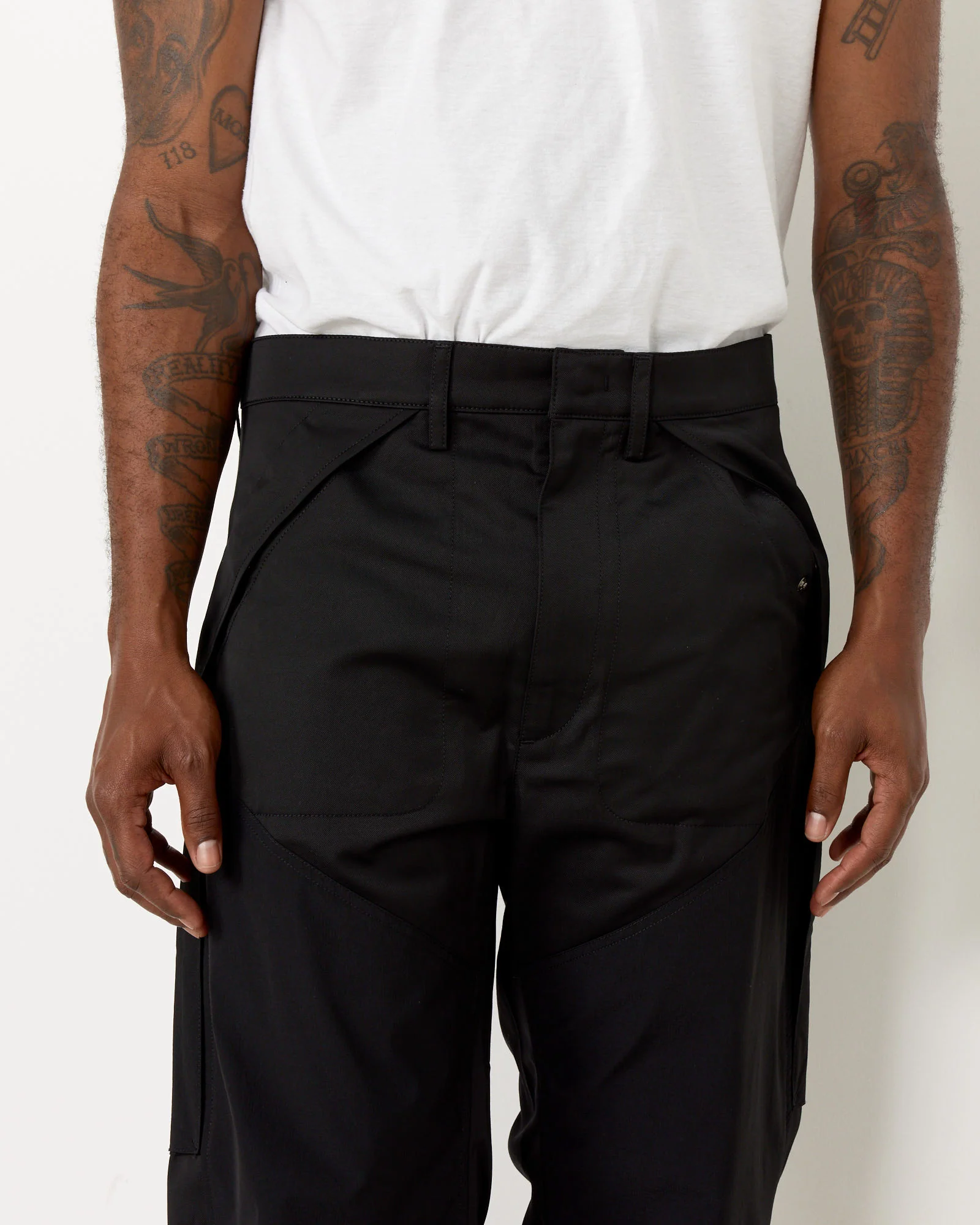 Cargo Trouser in Black - Image 3