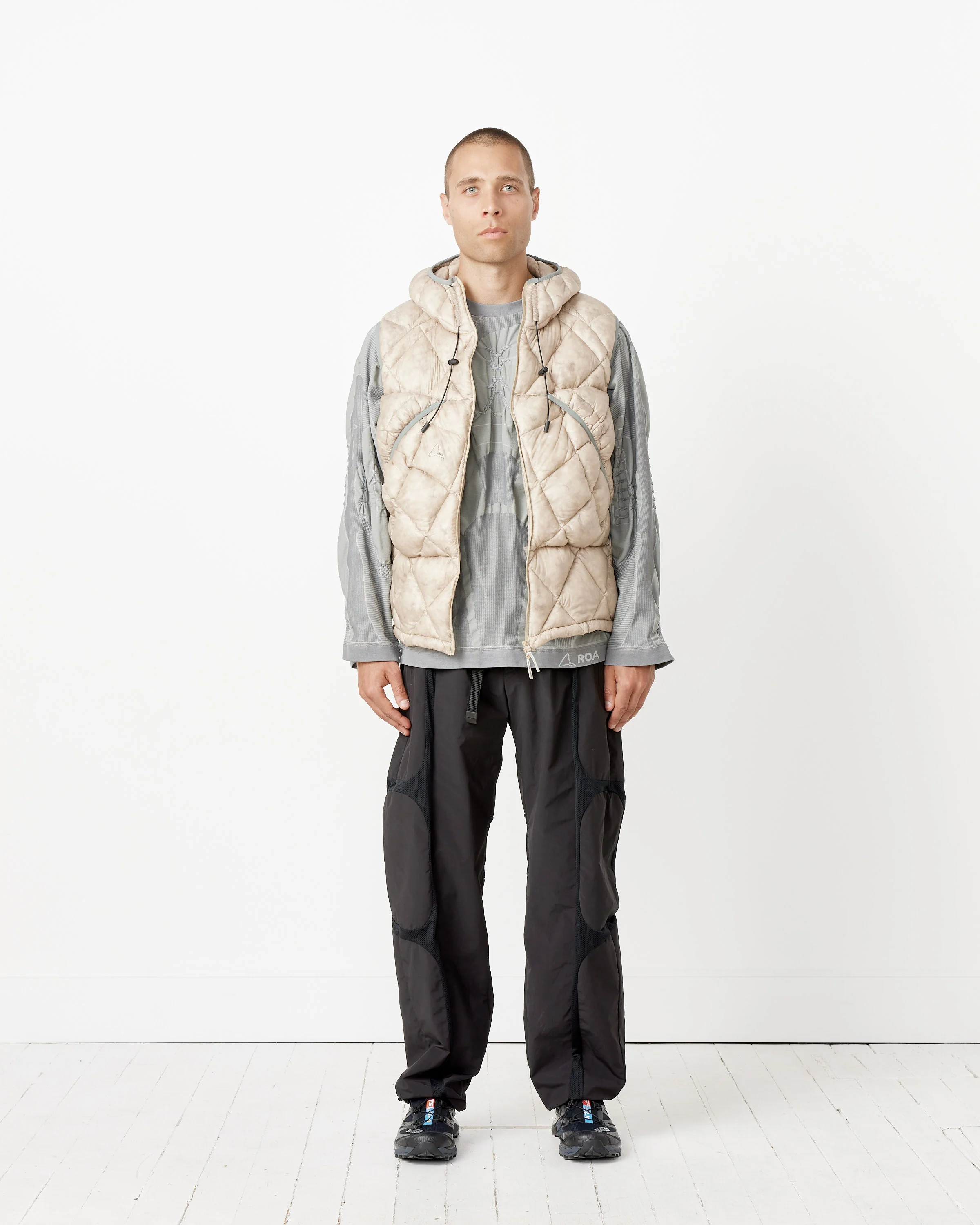 Light Down Vest - Image 3