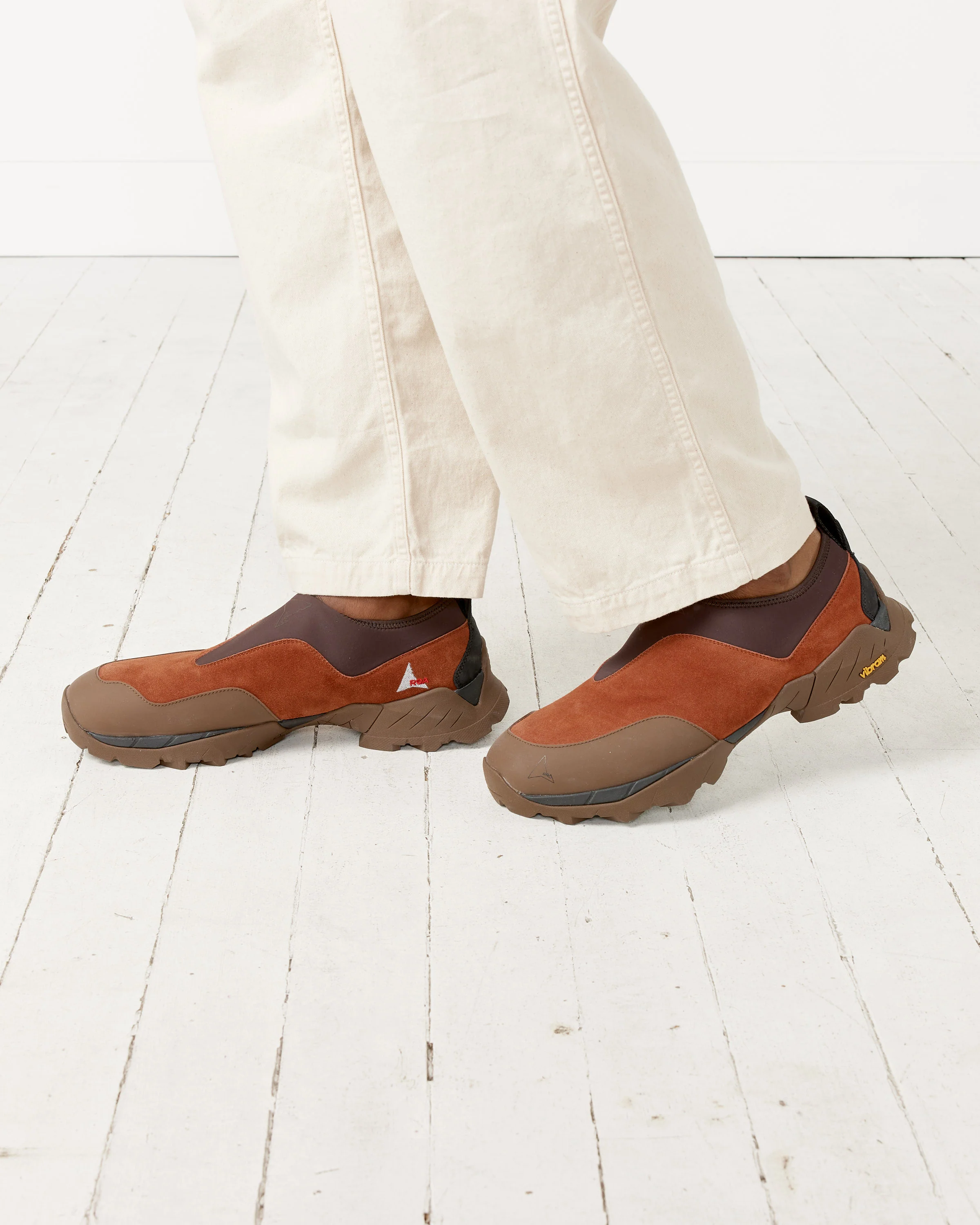 Slip On - Image 2