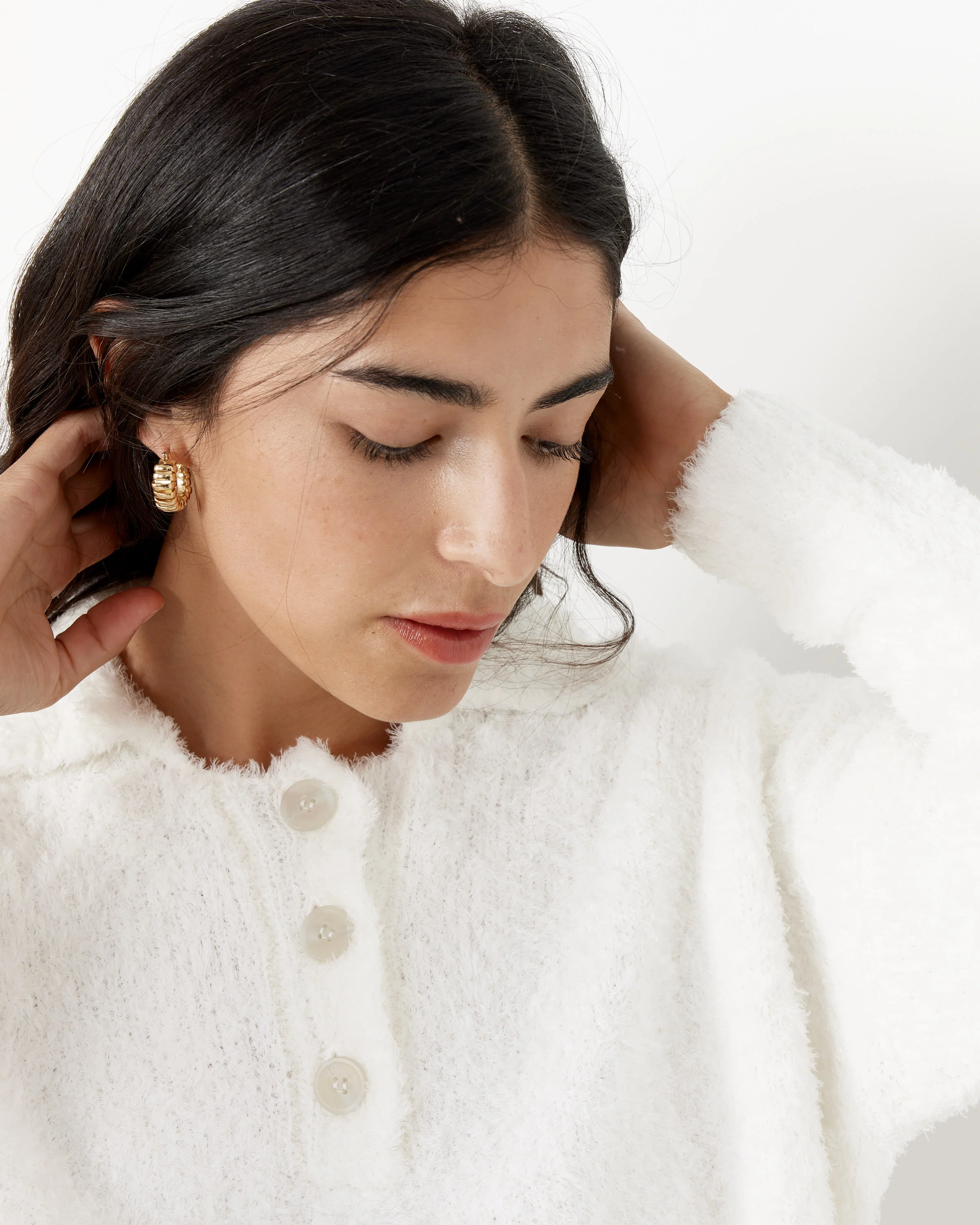 Kusuguru Sweater - Image 2