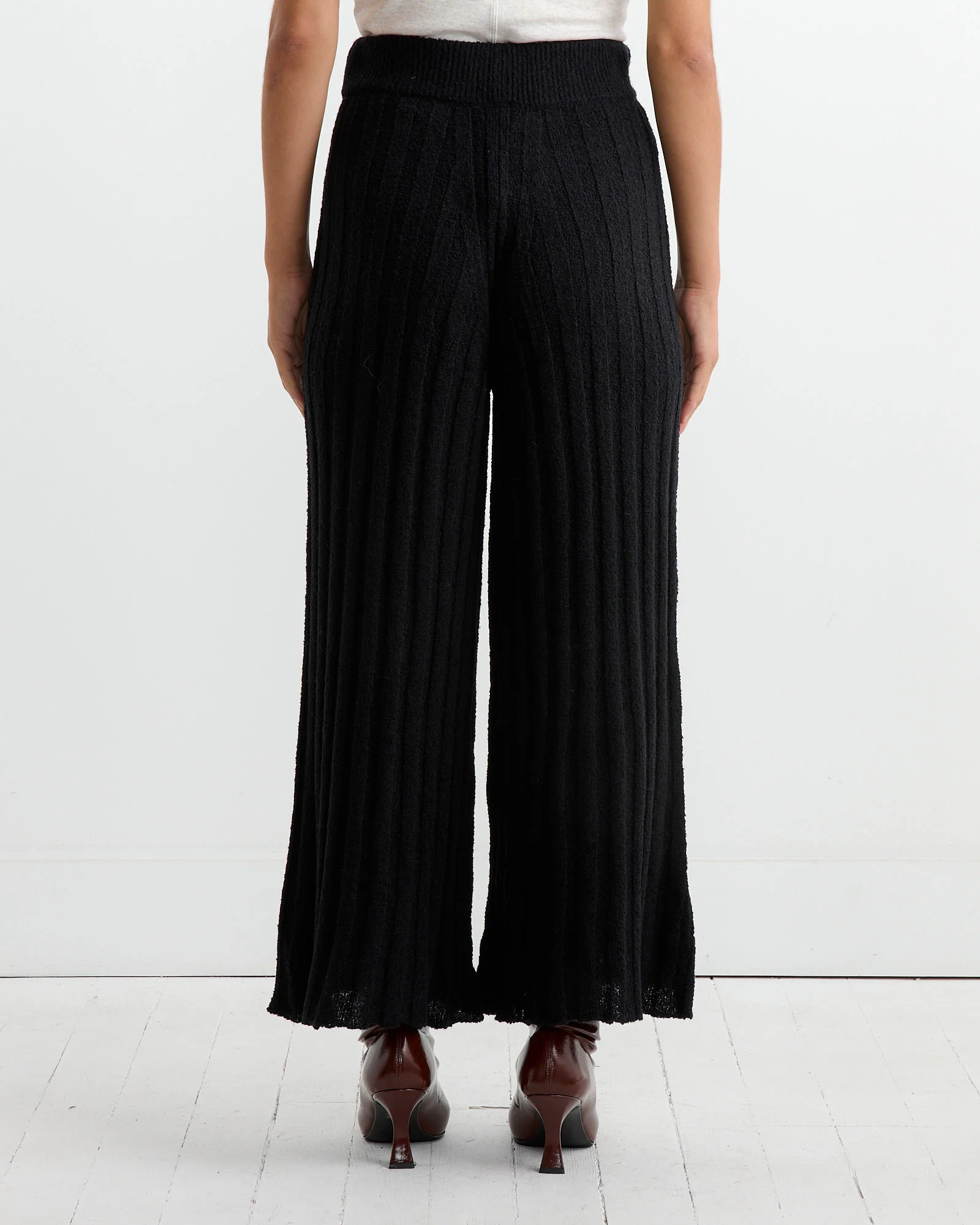 Nakiri Pant in Black - Image 4