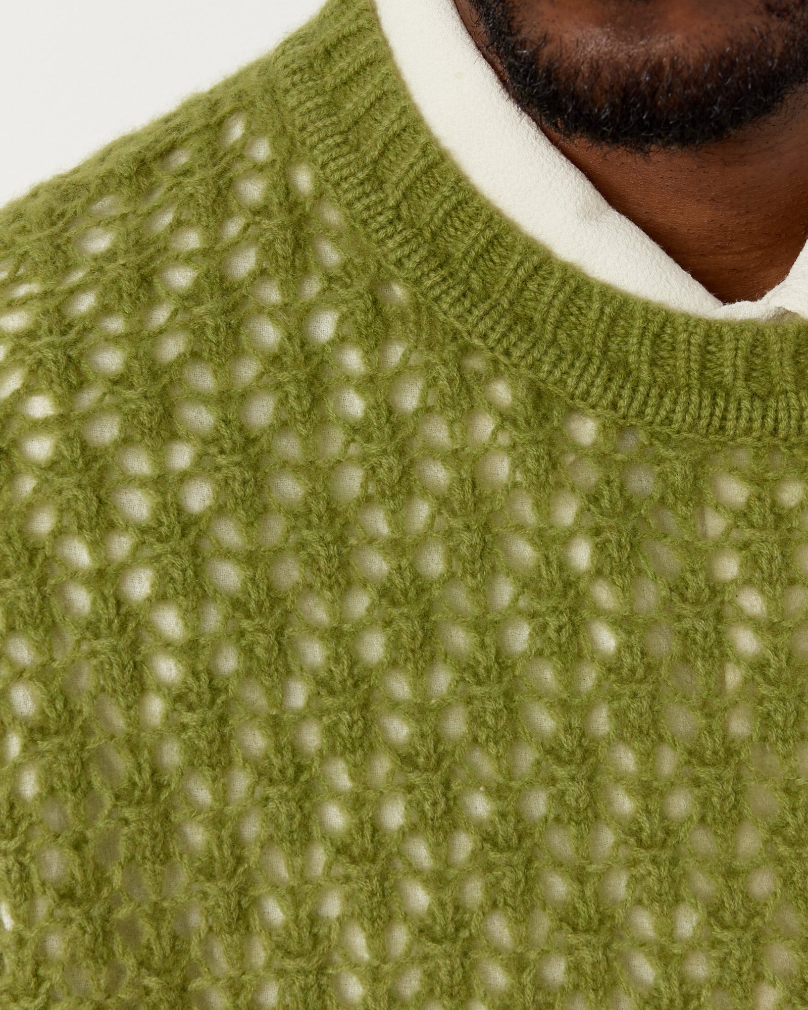 Aki Cashmere Sweater in Green - Image 4