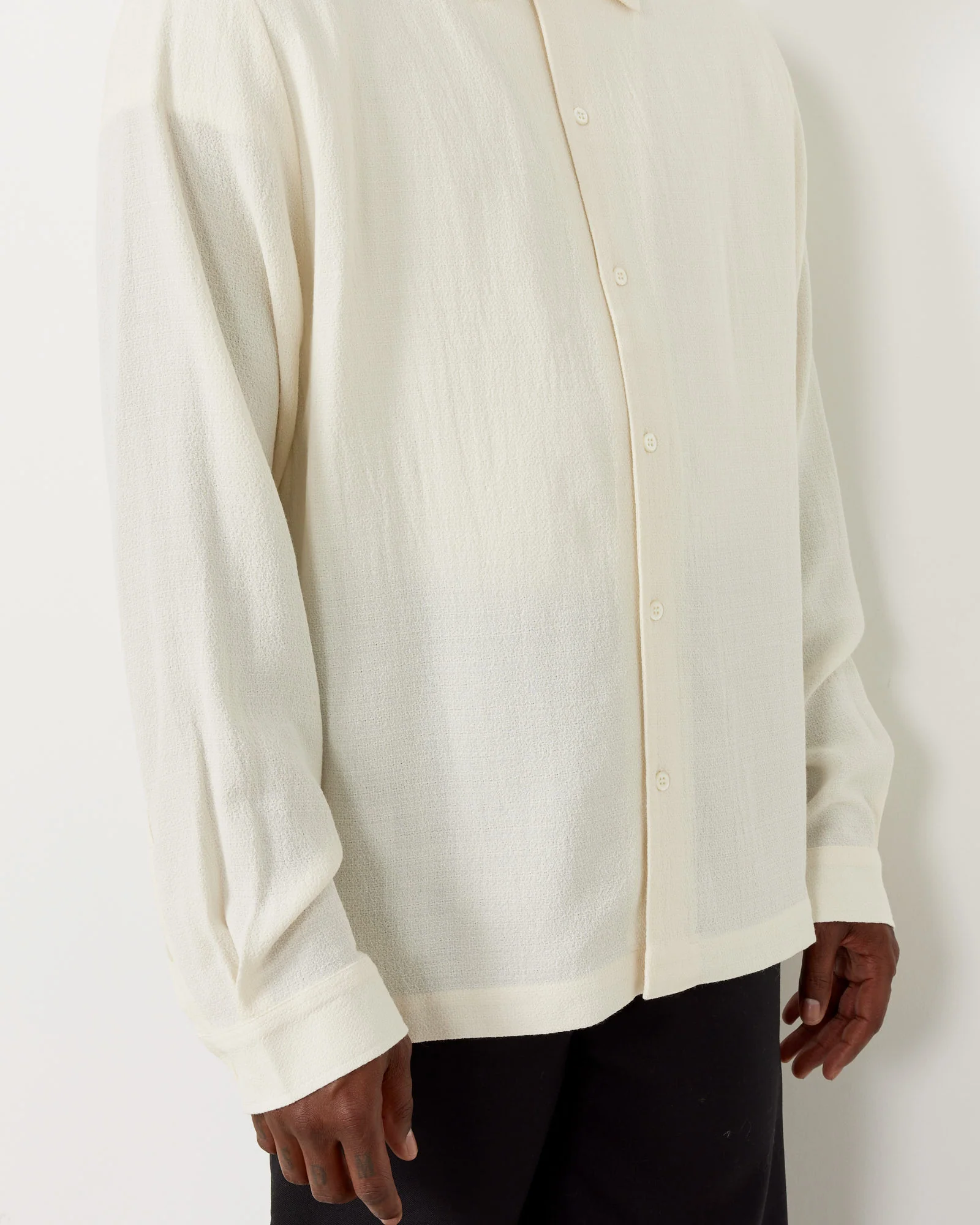 Sense Shirt in Off White Crepe - Image 4
