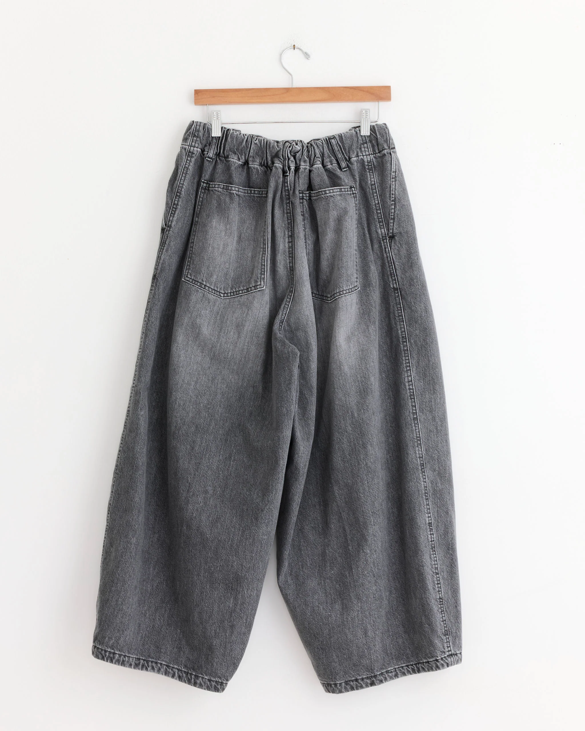 Circular Pant in Black Denim Bleached - Image 3