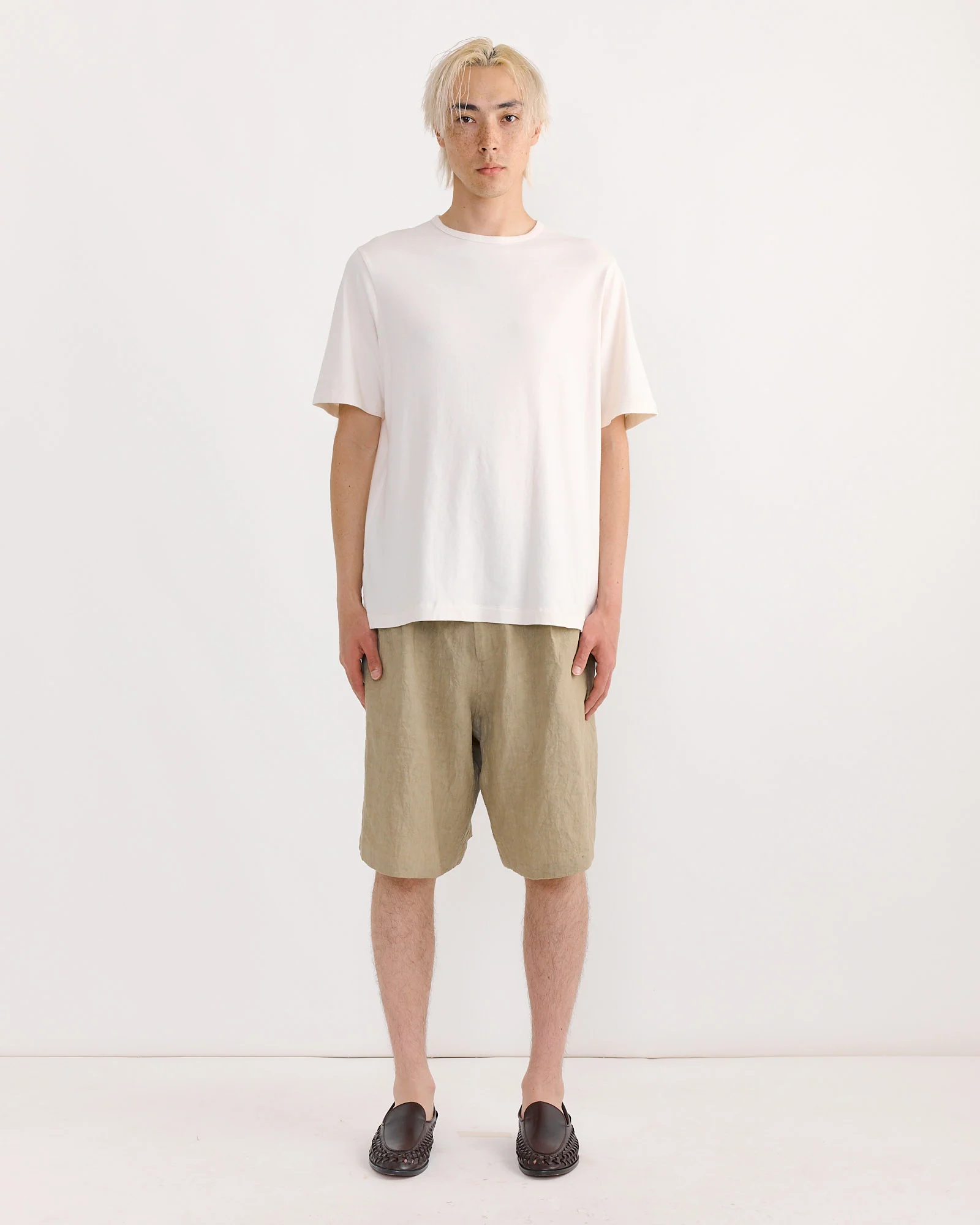 Kogai Short in Sun Dried Linen Sand - Image 2