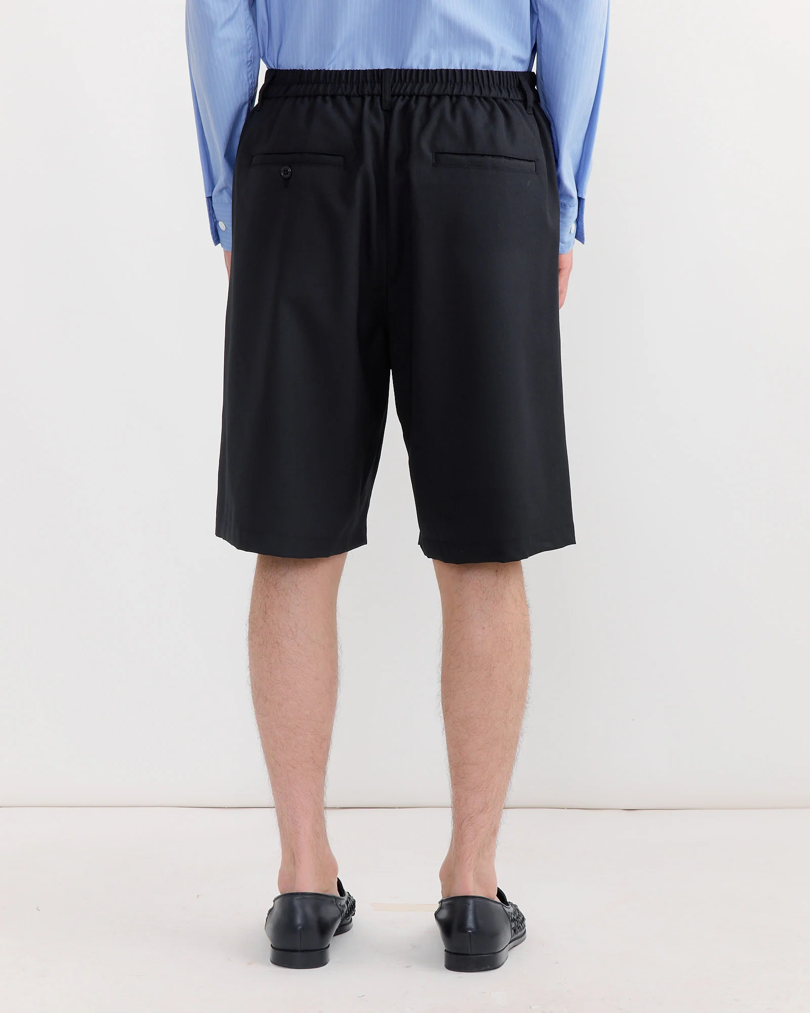 Kogai Short in Tropical Wool Black - Image 3